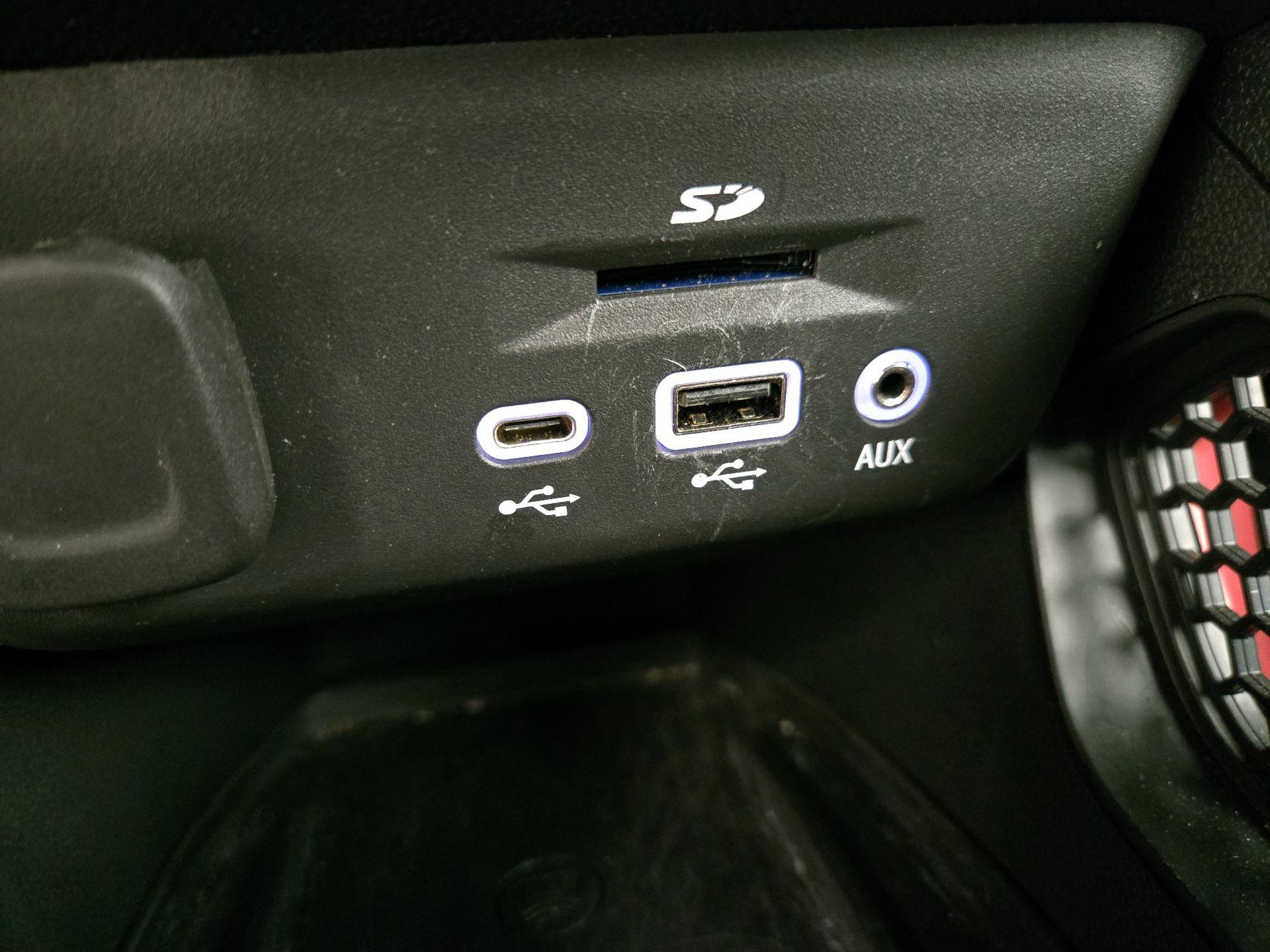 Thumbnail: 2023 Chevrolet TrailBlazer - 18