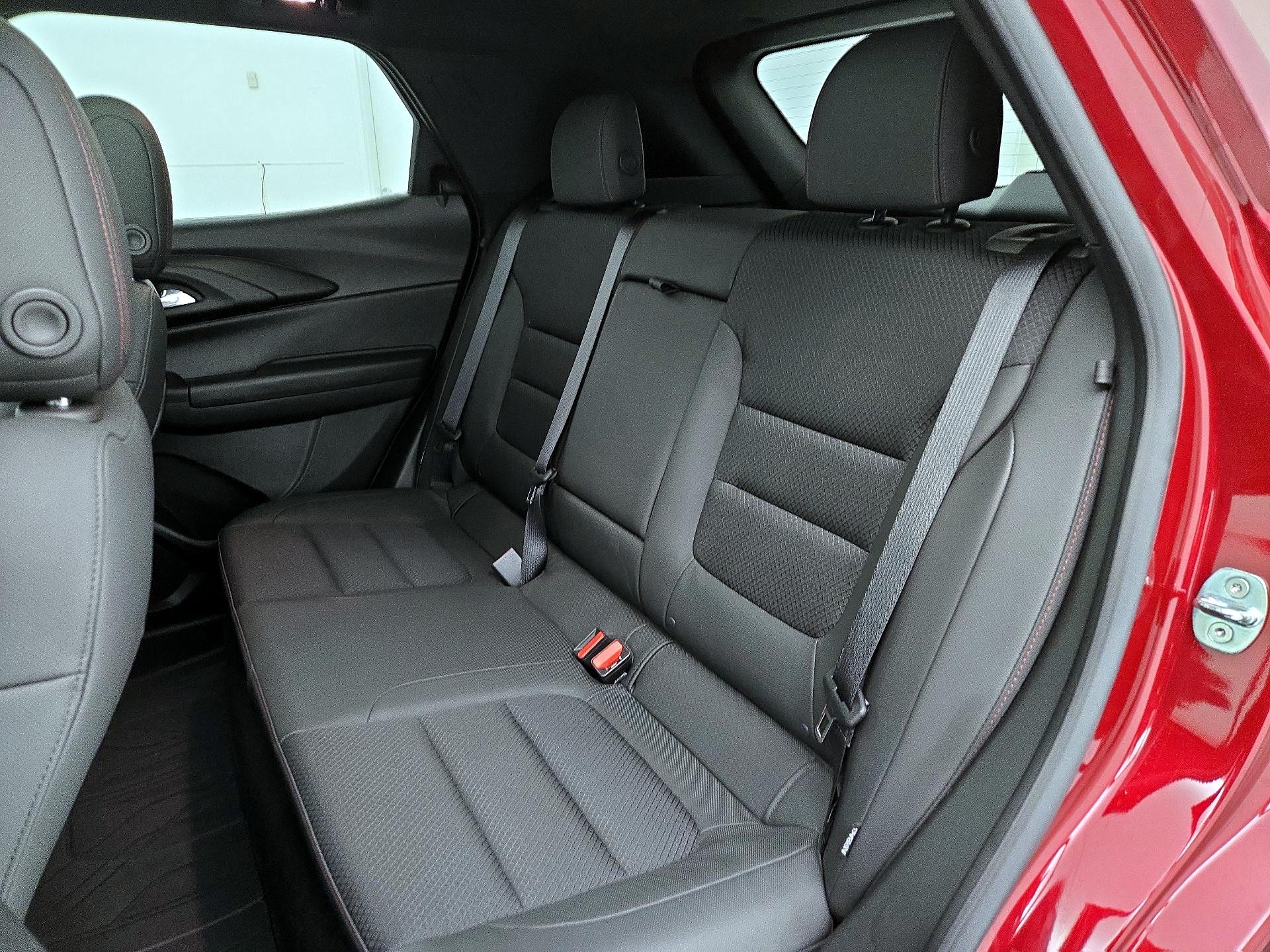 Thumbnail: 2023 Chevrolet TrailBlazer - 20