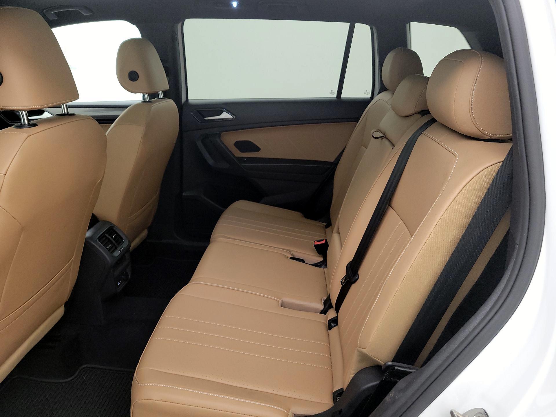 Thumbnail: 2022 Volkswagen Tiguan - 20