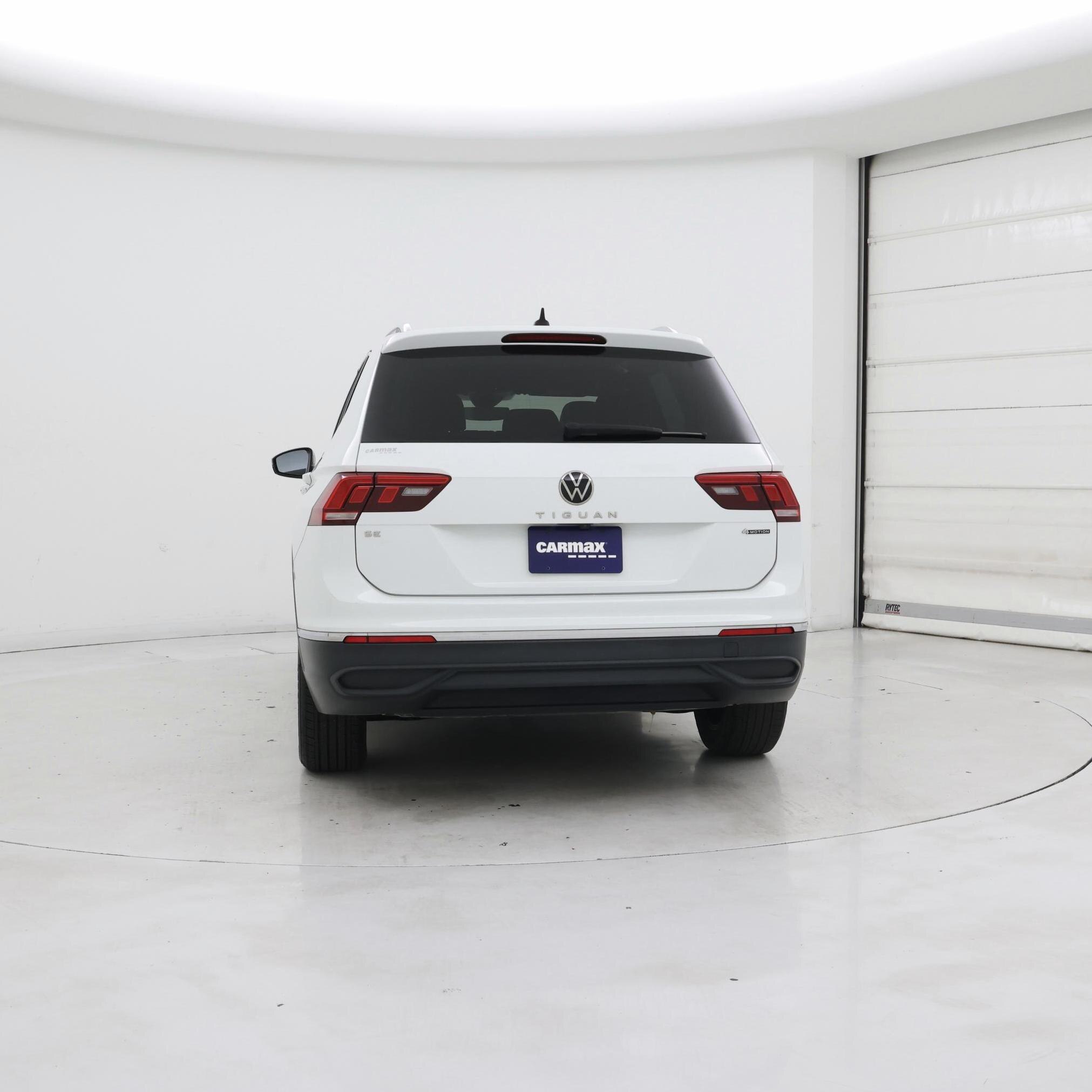 Thumbnail: 2022 Volkswagen Tiguan - 6