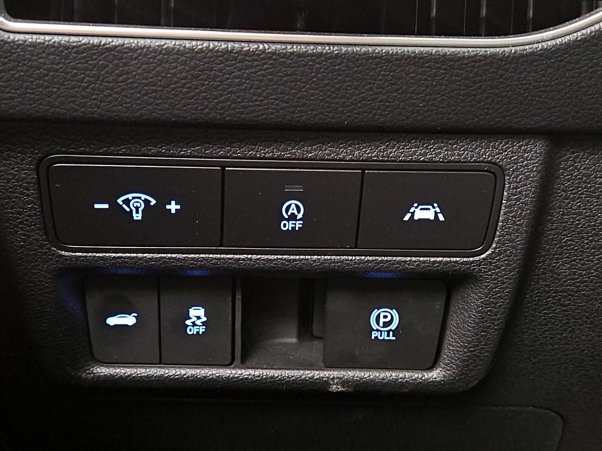 Thumbnail: 2023 Hyundai Sonata - 13