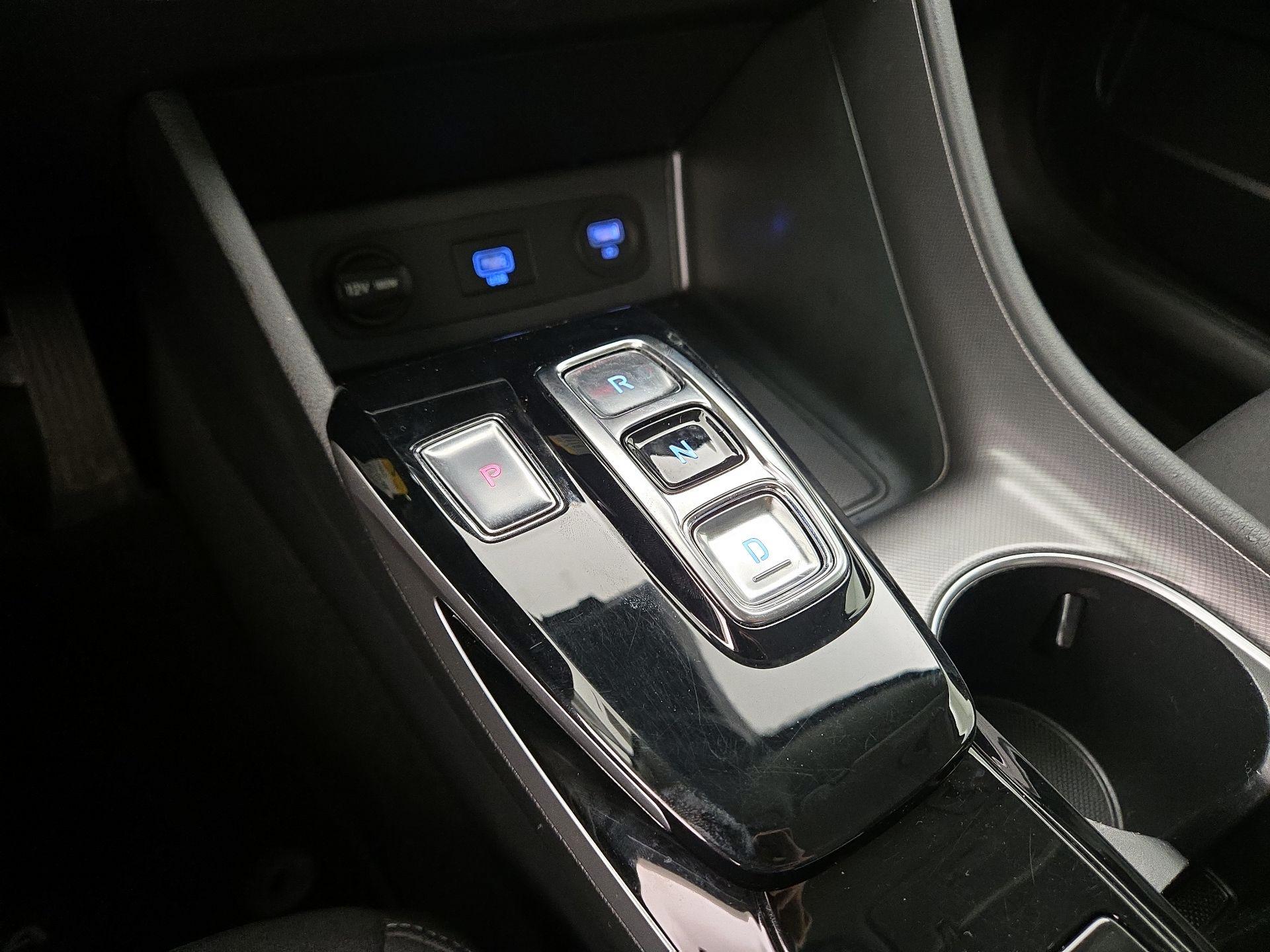 Thumbnail: 2023 Hyundai Sonata - 17