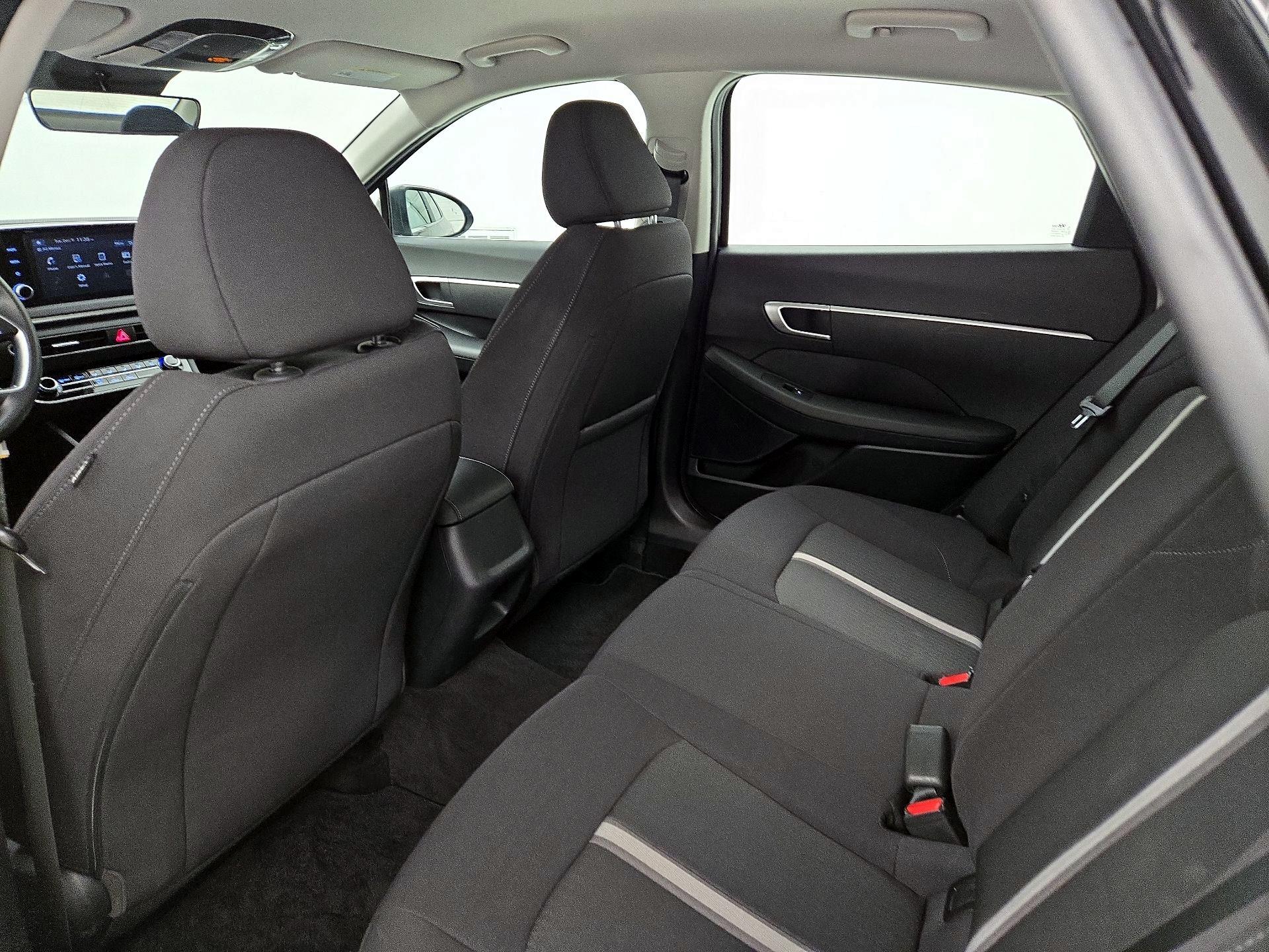 Thumbnail: 2023 Hyundai Sonata - 19