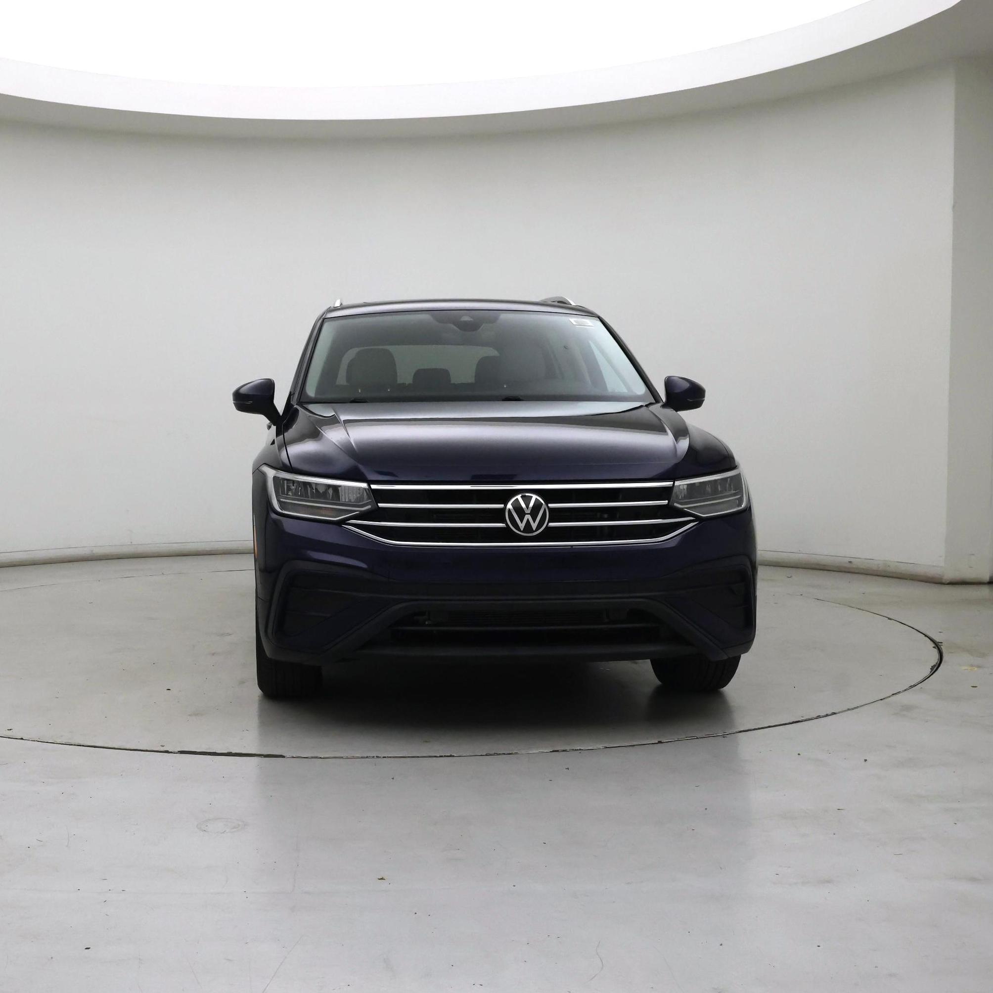 Thumbnail: 2022 Volkswagen Tiguan - 5