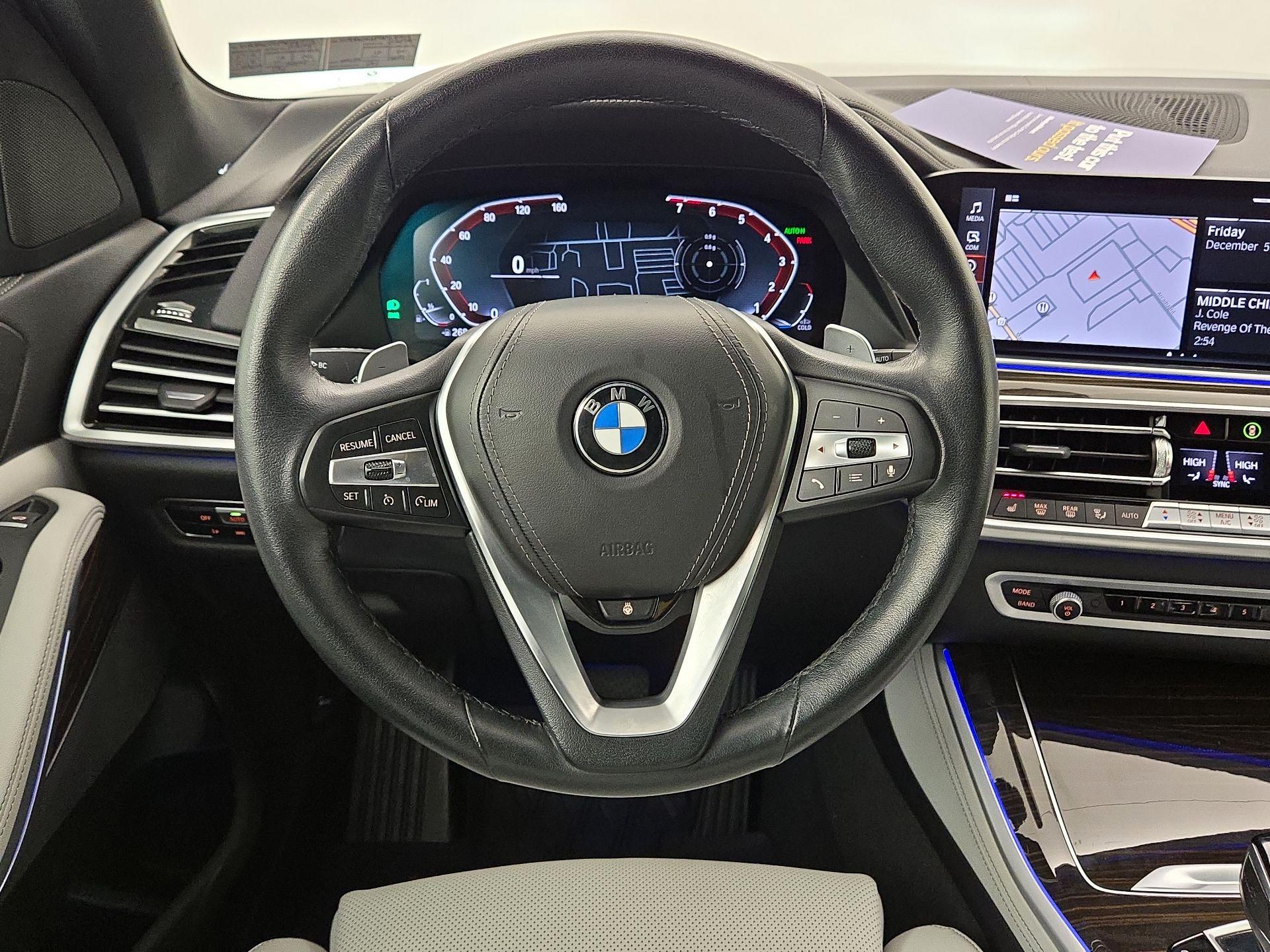 Thumbnail: 2023 BMW X5 - 10