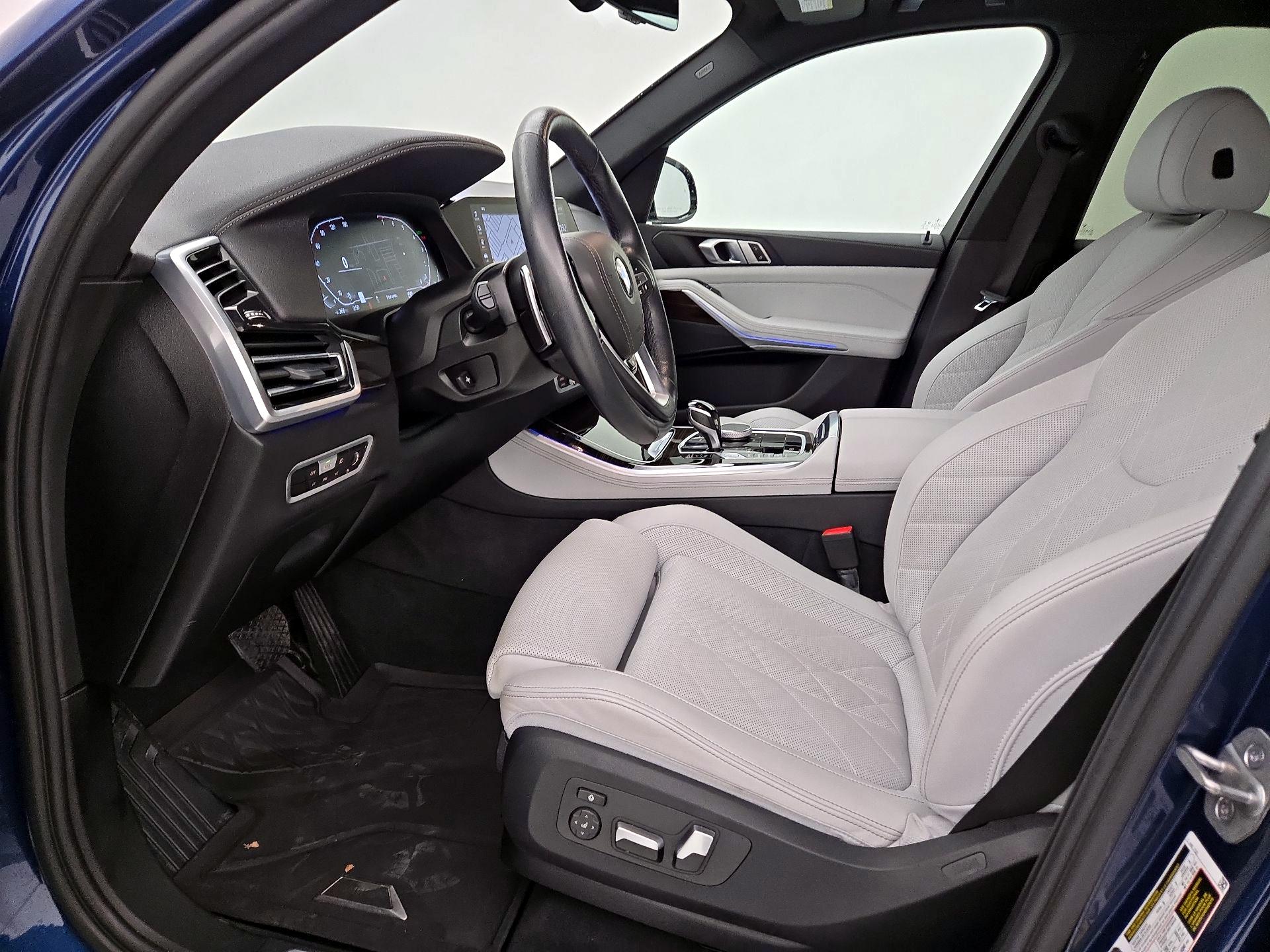 Thumbnail: 2023 BMW X5 - 11