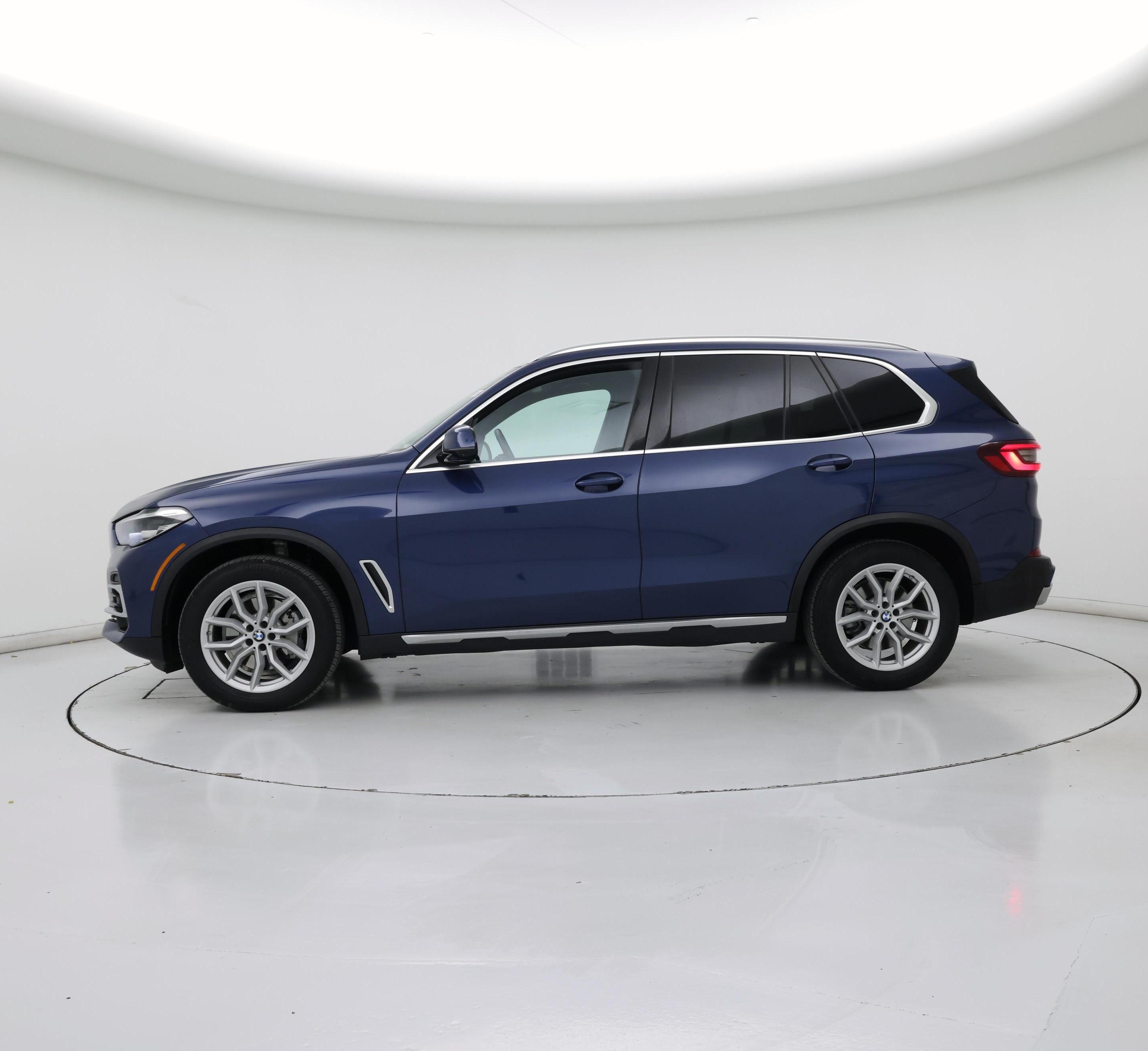 Thumbnail: 2023 BMW X5 - 3