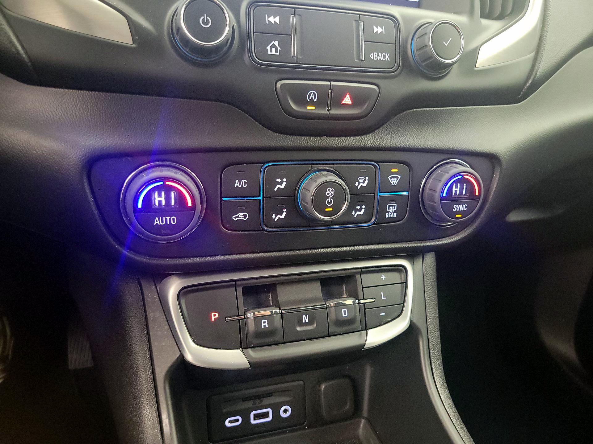 Thumbnail: 2022 GMC Terrain - 16