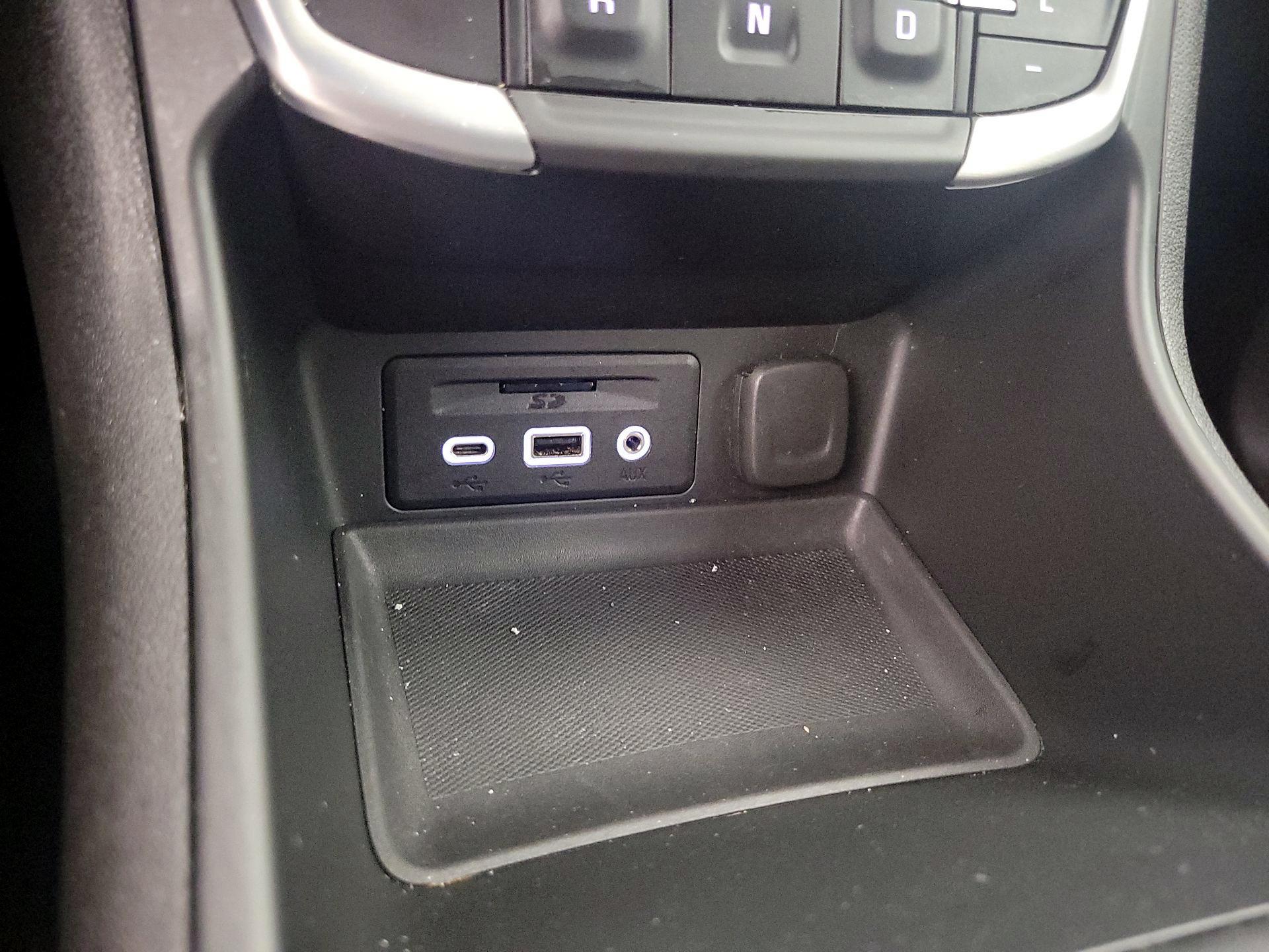 Thumbnail: 2022 GMC Terrain - 18