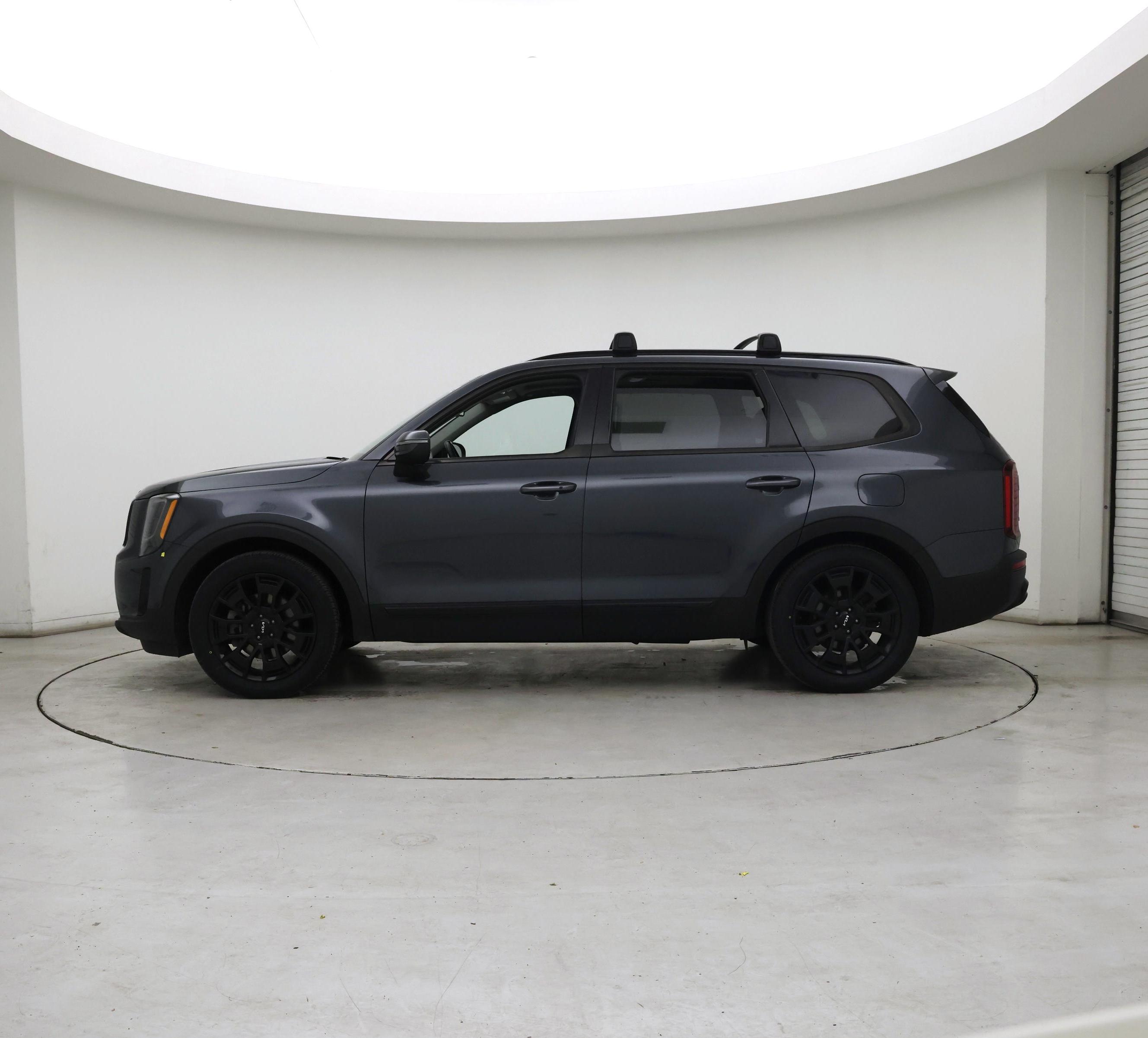 Thumbnail: 2022 Kia Telluride - 3