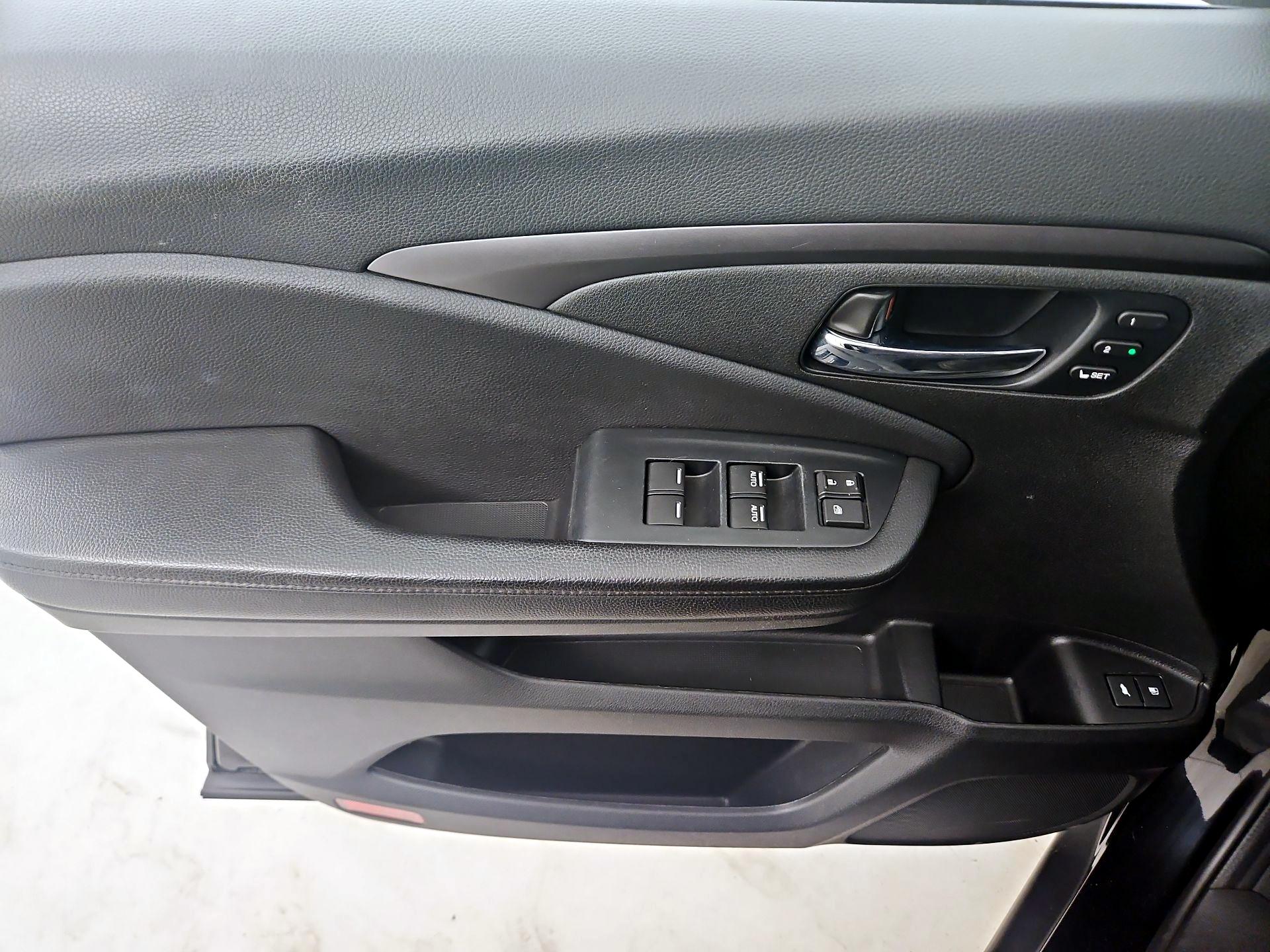 Thumbnail: 2022 Honda Pilot - 12