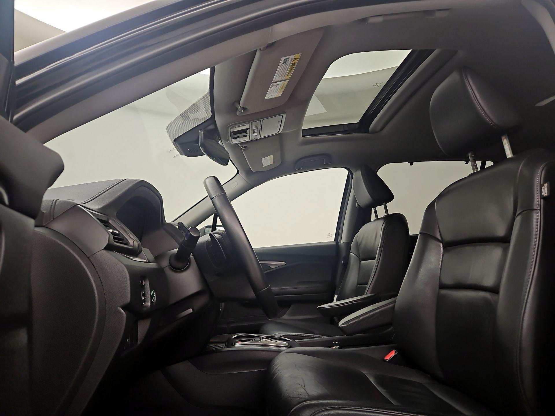 Thumbnail: 2022 Honda Pilot - 19