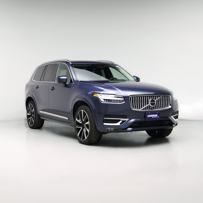 2023 Volvo XC90 B6 Plus