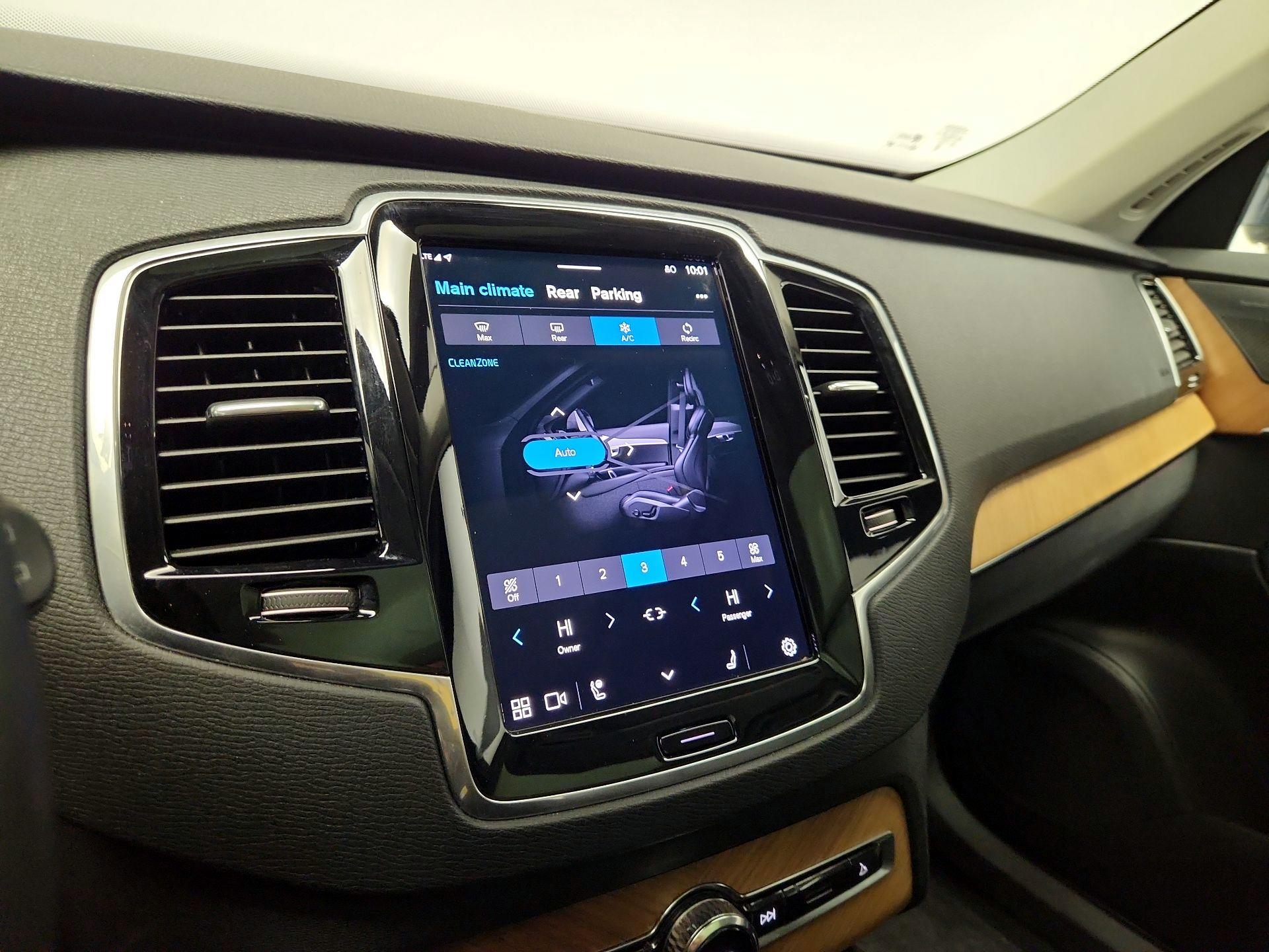 Thumbnail: 2023 Volvo XC90 - 17