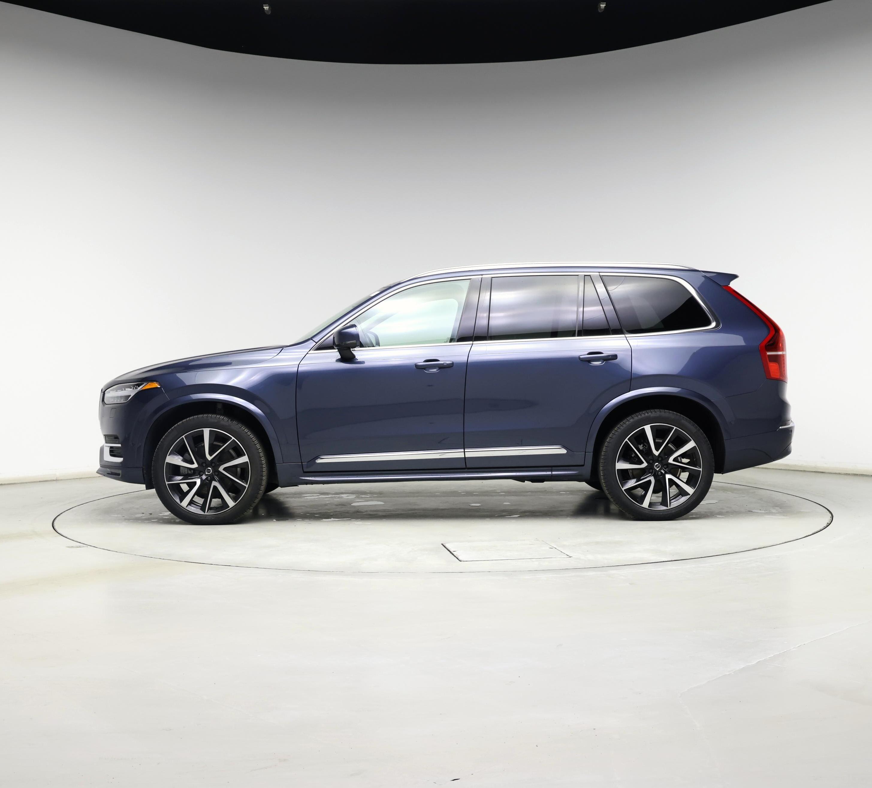 Thumbnail: 2023 Volvo XC90 - 3