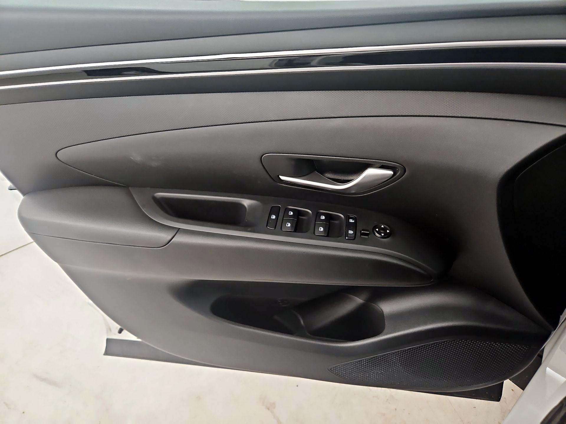 Thumbnail: 2023 Hyundai Tucson - 12