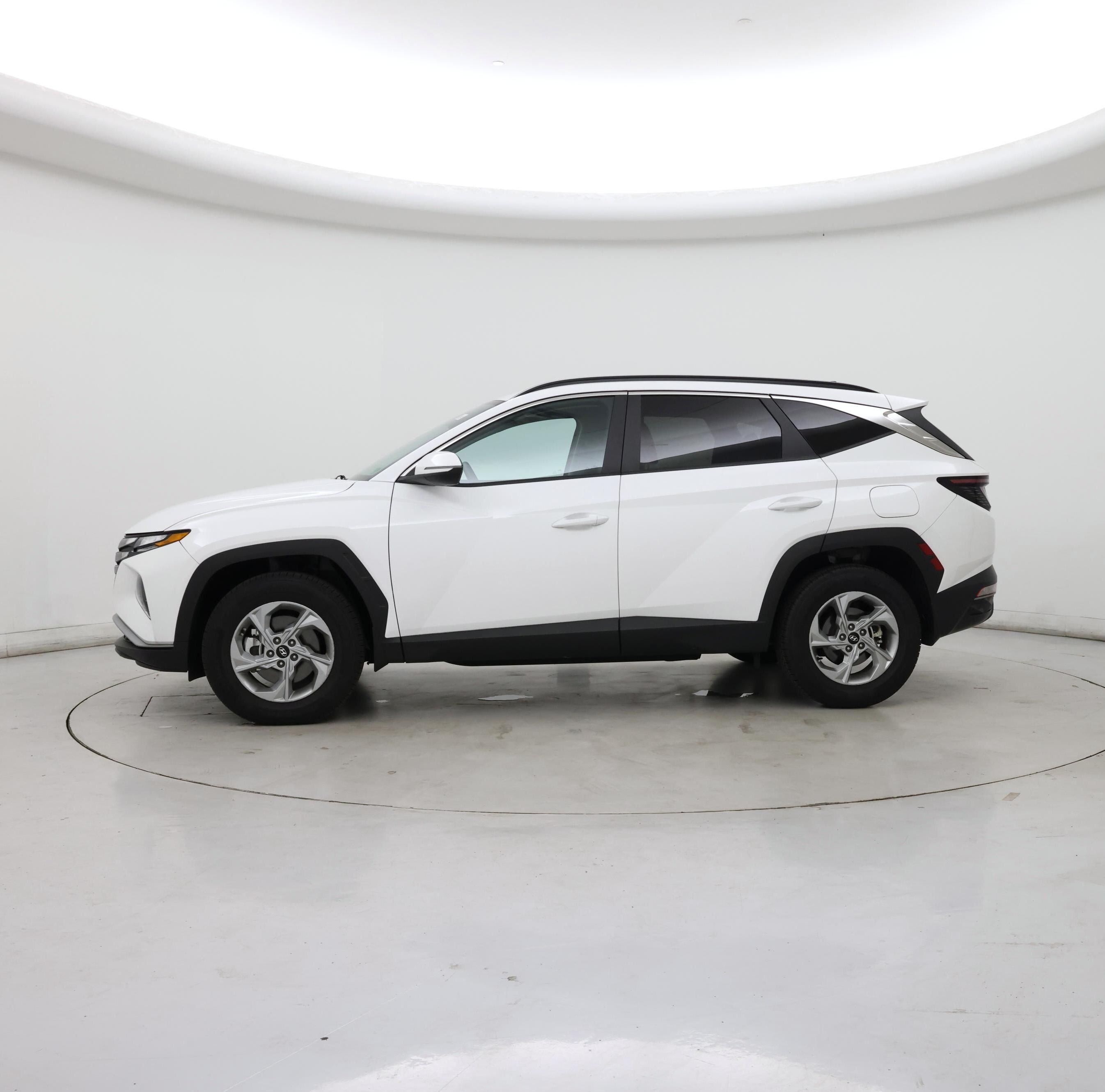 Thumbnail: 2023 Hyundai Tucson - 3