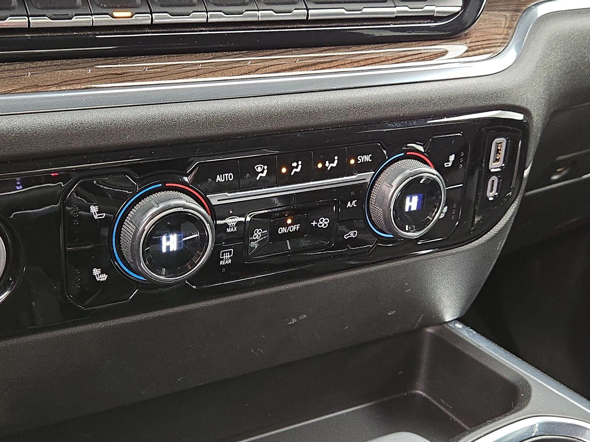 Thumbnail: 2023 Chevrolet Silverado 1500 - 17