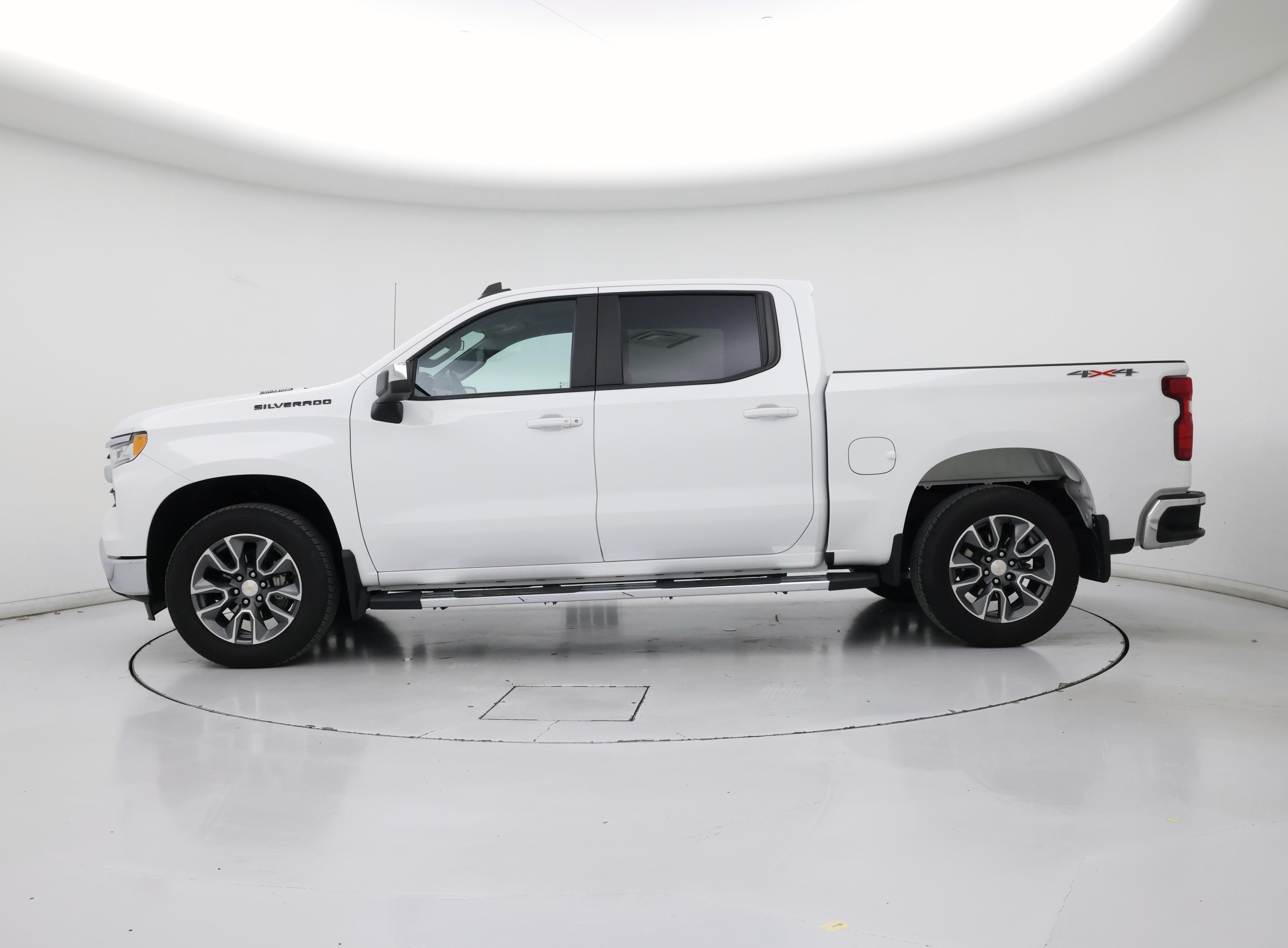 Thumbnail: 2023 Chevrolet Silverado 1500 - 3