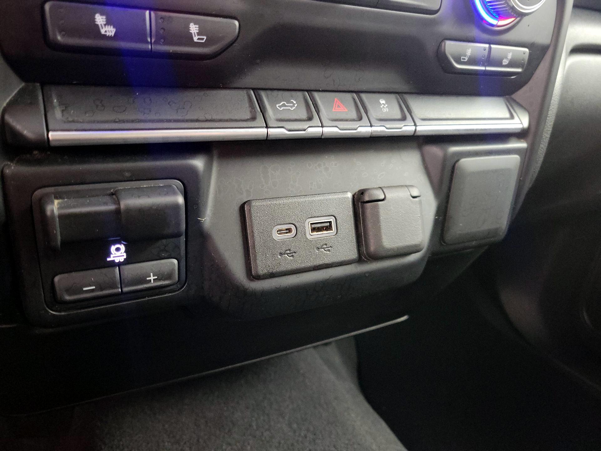 Thumbnail: 2023 GMC Sierra 2500 - 18