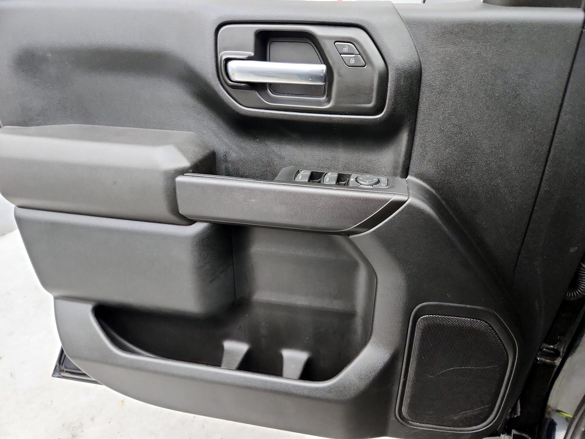 Thumbnail: 2022 Chevrolet Silverado 1500 - 12