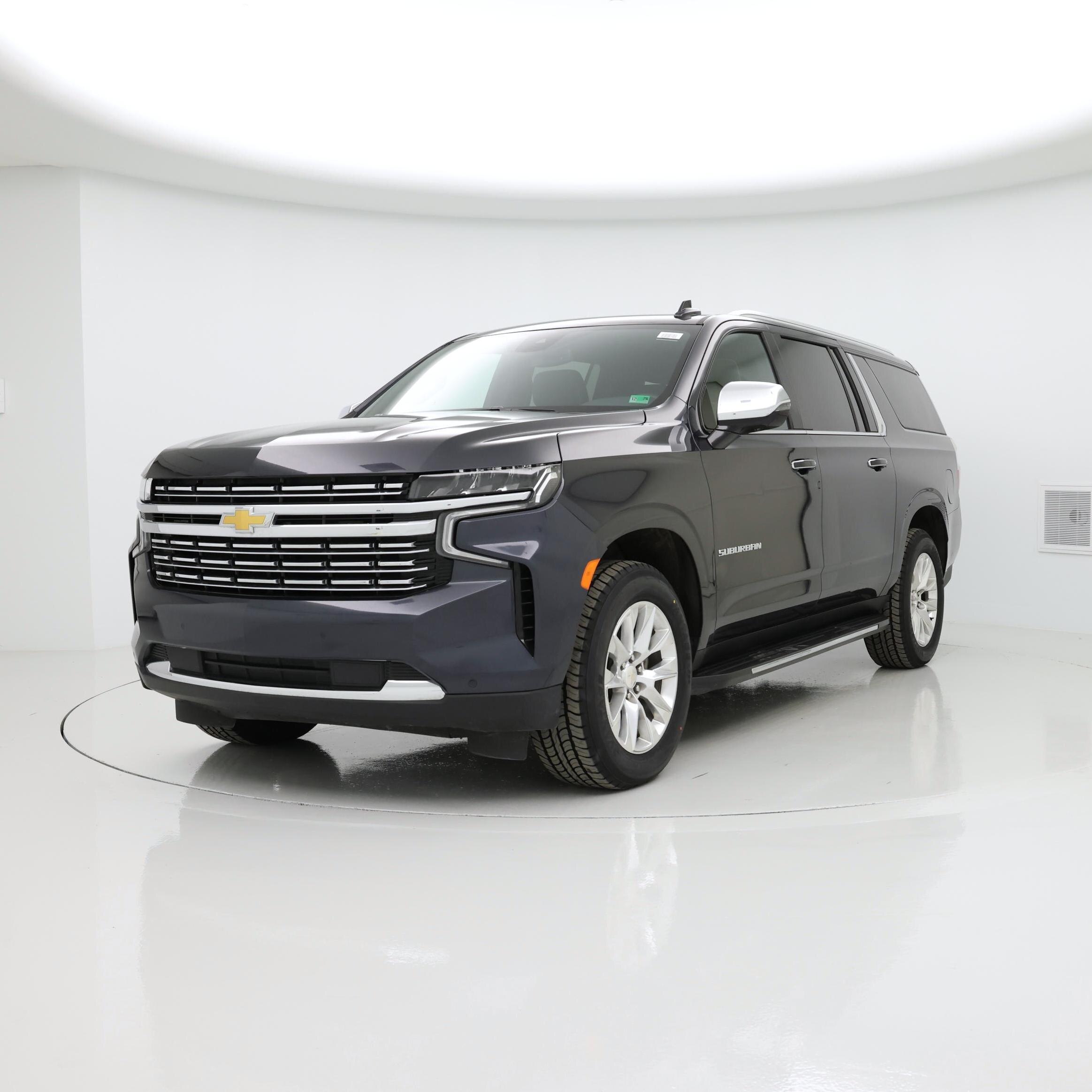 Thumbnail: 2023 Chevrolet Suburban - 4
