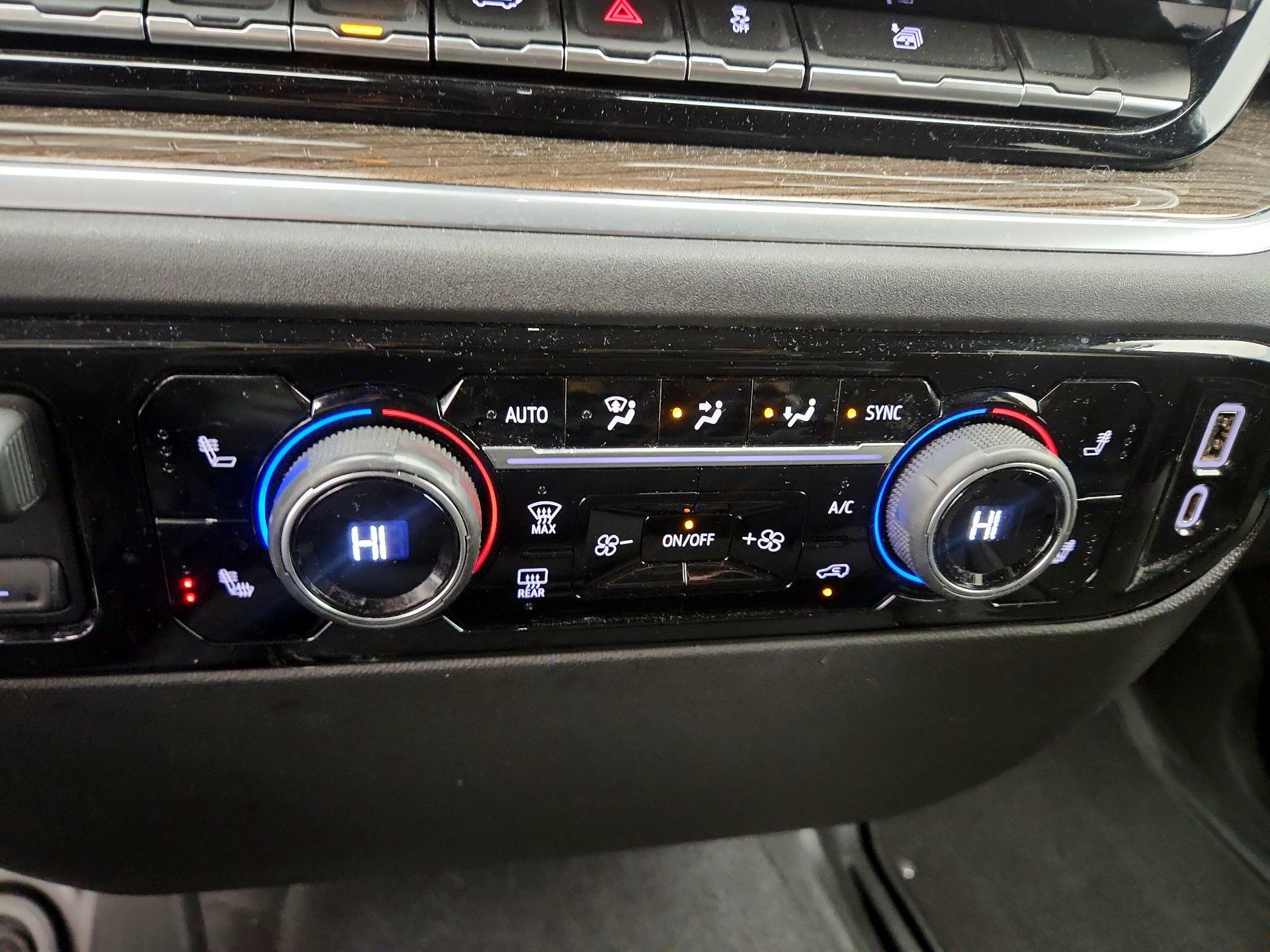 Thumbnail: 2023 Chevrolet Silverado 1500 - 17