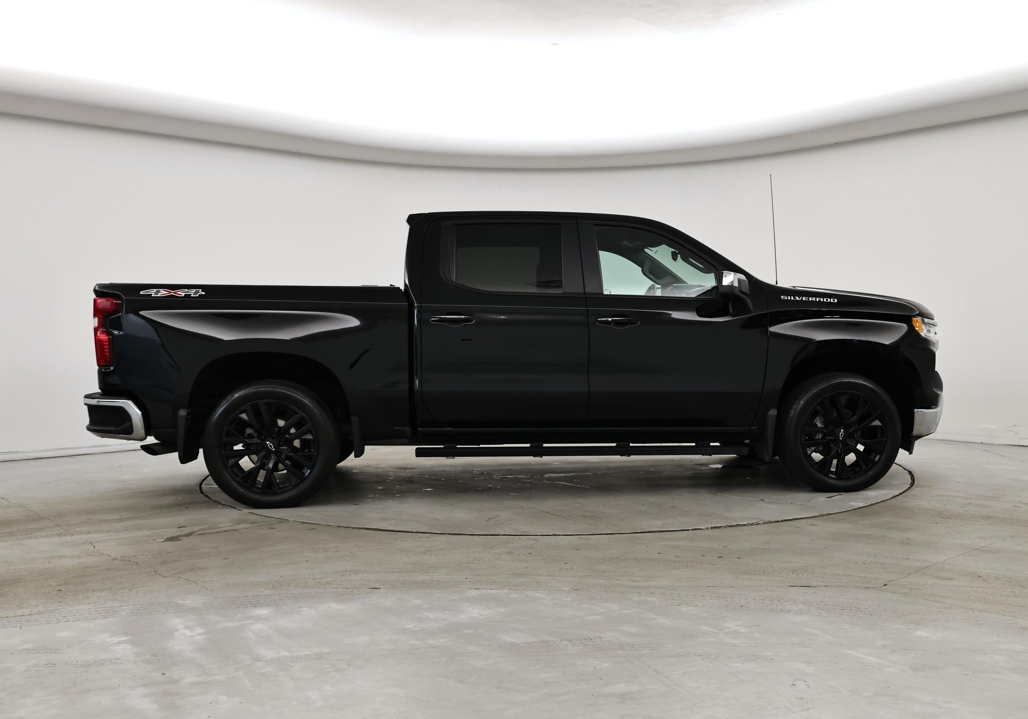 Thumbnail: 2023 Chevrolet Silverado 1500 - 7