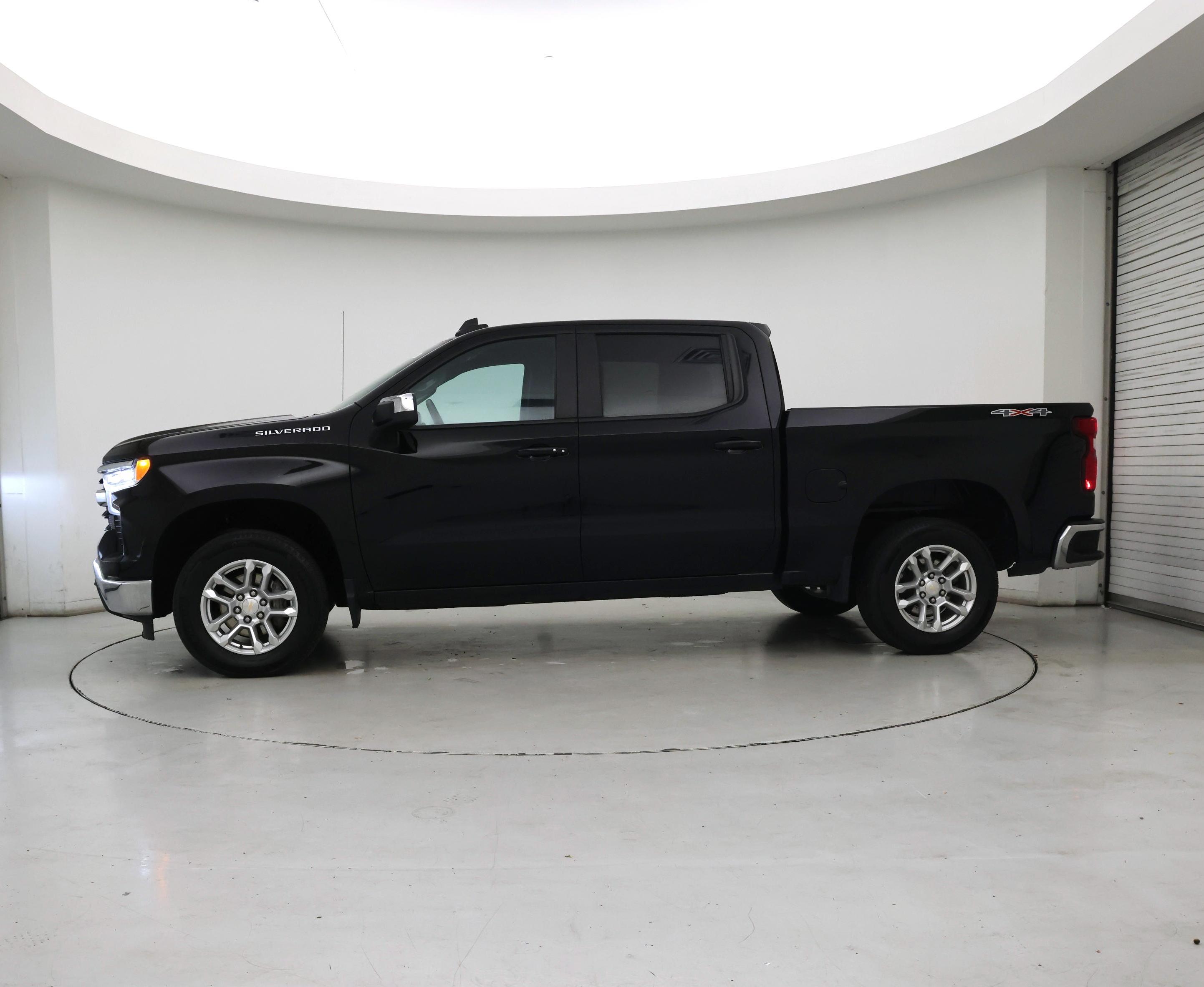 Thumbnail: 2023 Chevrolet Silverado 1500 - 3