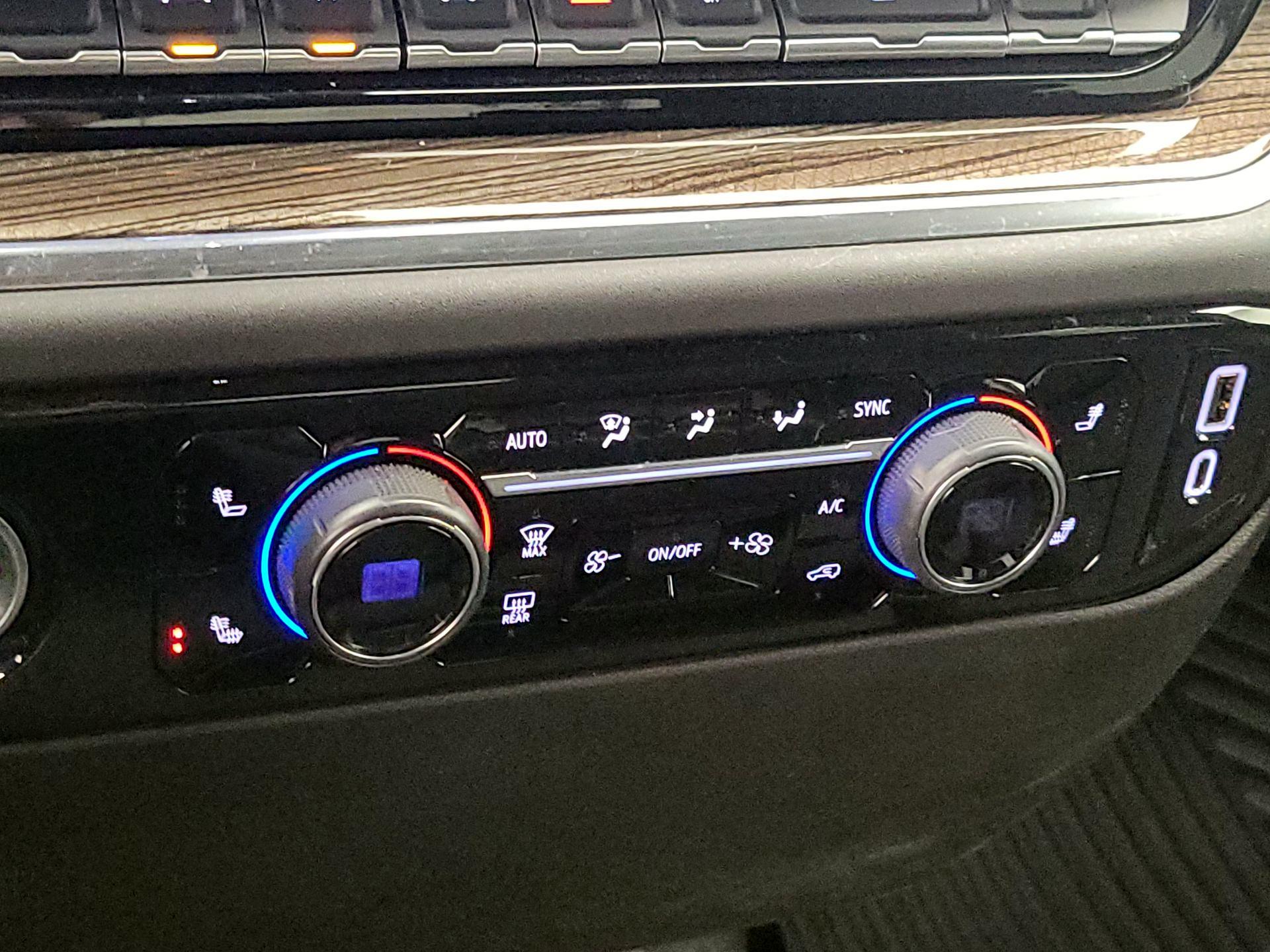 Thumbnail: 2023 Chevrolet Silverado 1500 - 17