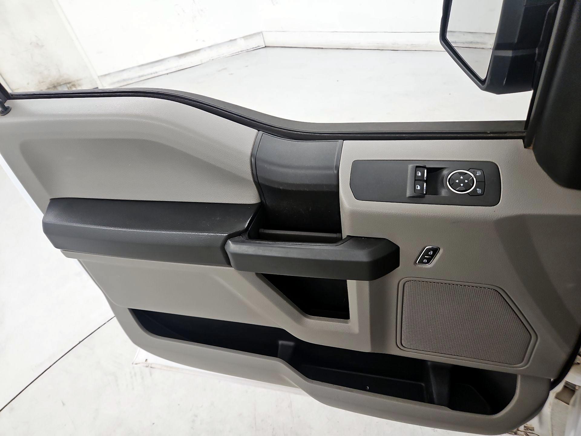 Thumbnail: 2019 Ford F-150 - 12