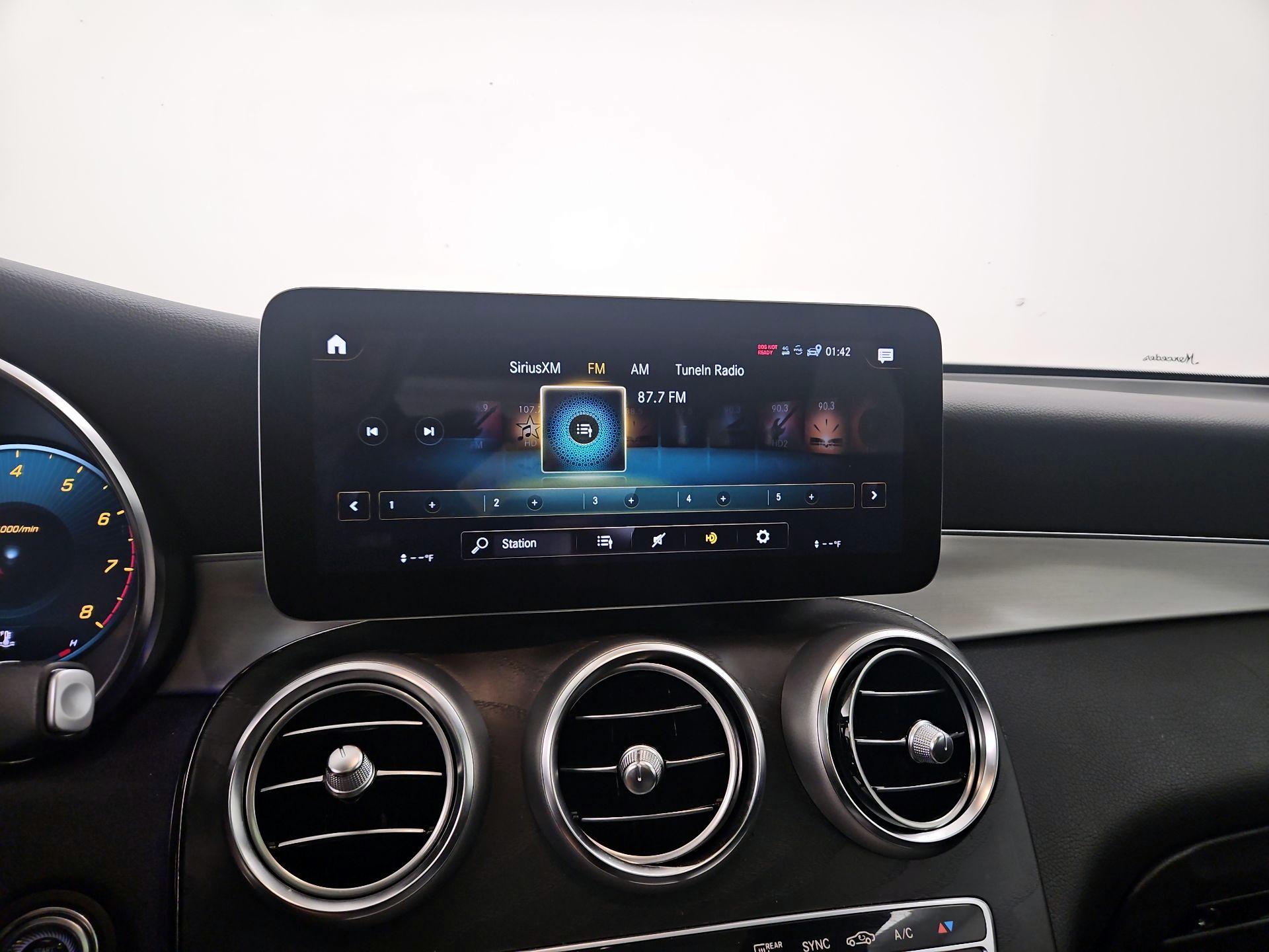 Thumbnail: 2022 Mercedes-Benz GLC - 15