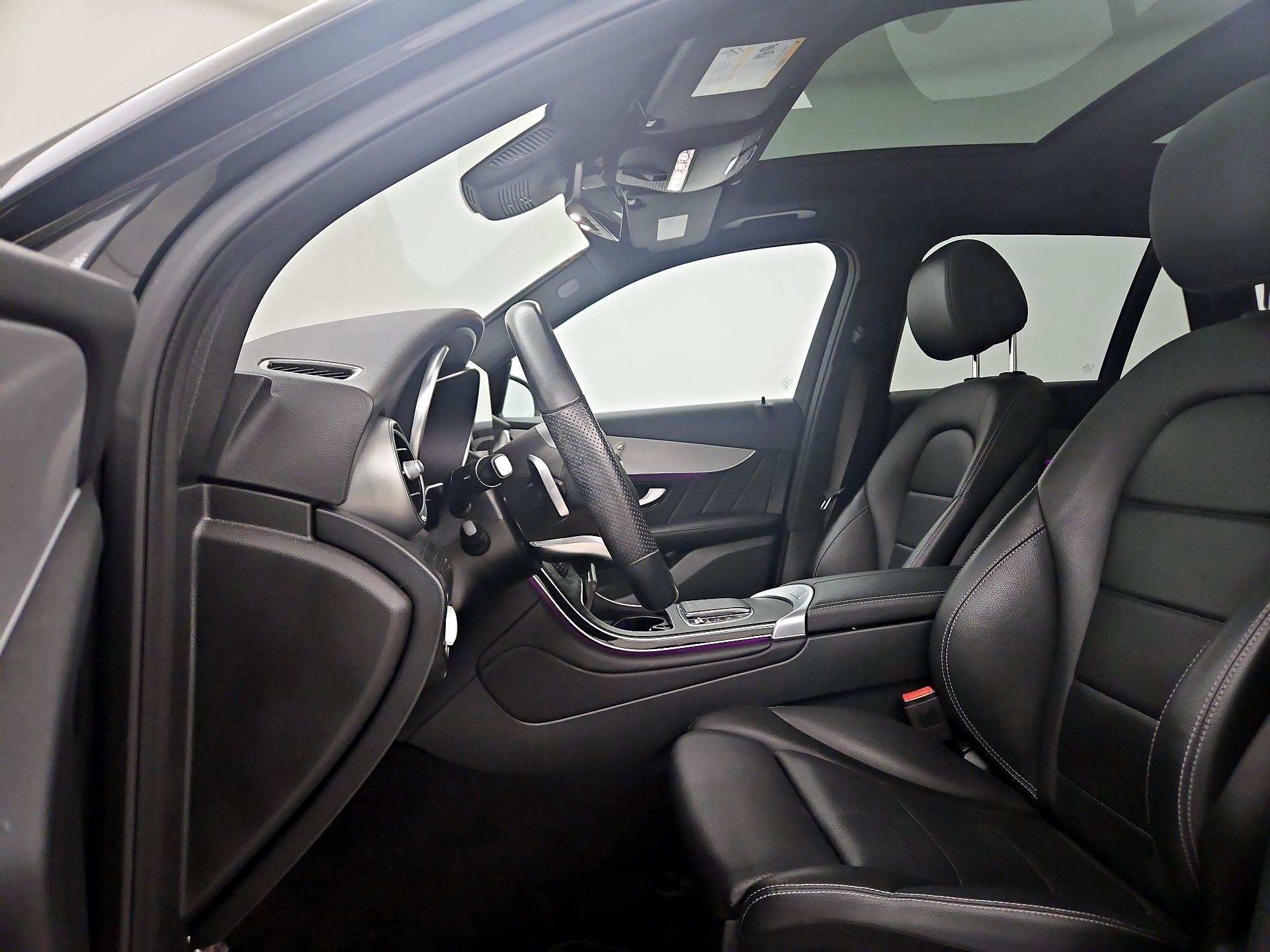 Thumbnail: 2022 Mercedes-Benz GLC - 19