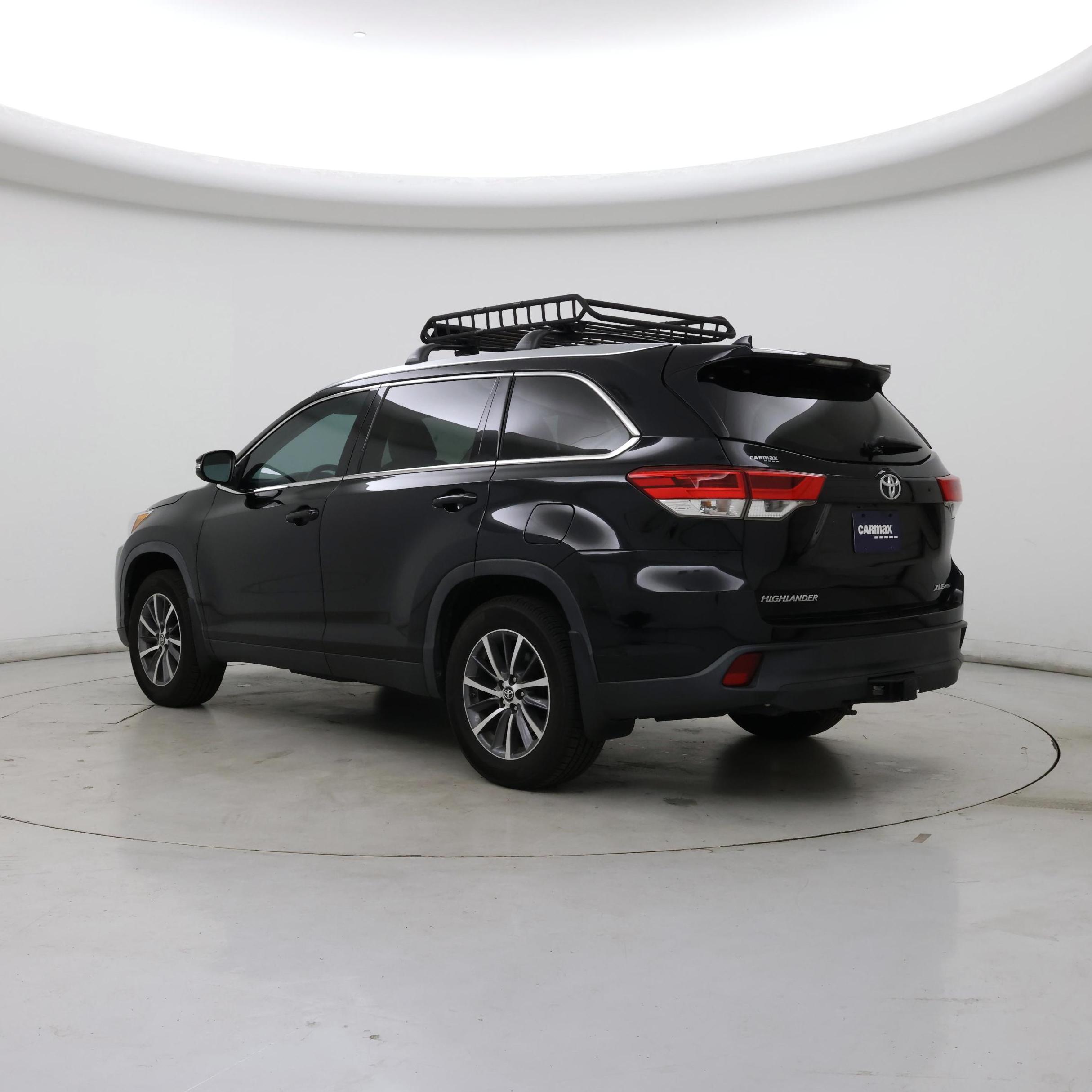 Thumbnail: 2019 Toyota Highlander - 2