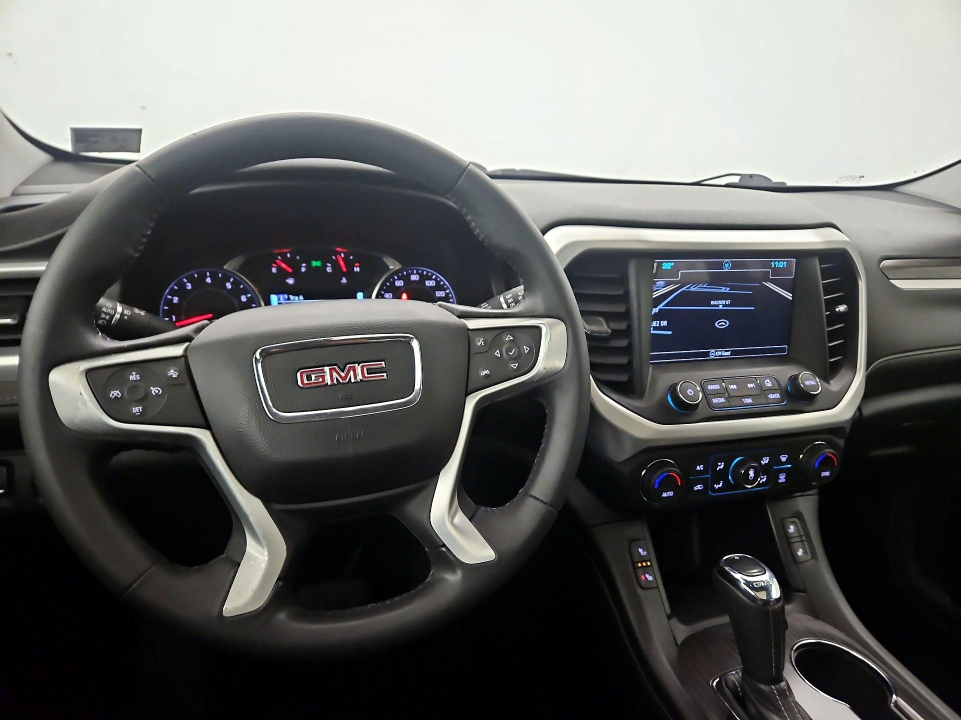 Thumbnail: 2017 GMC Acadia - 10