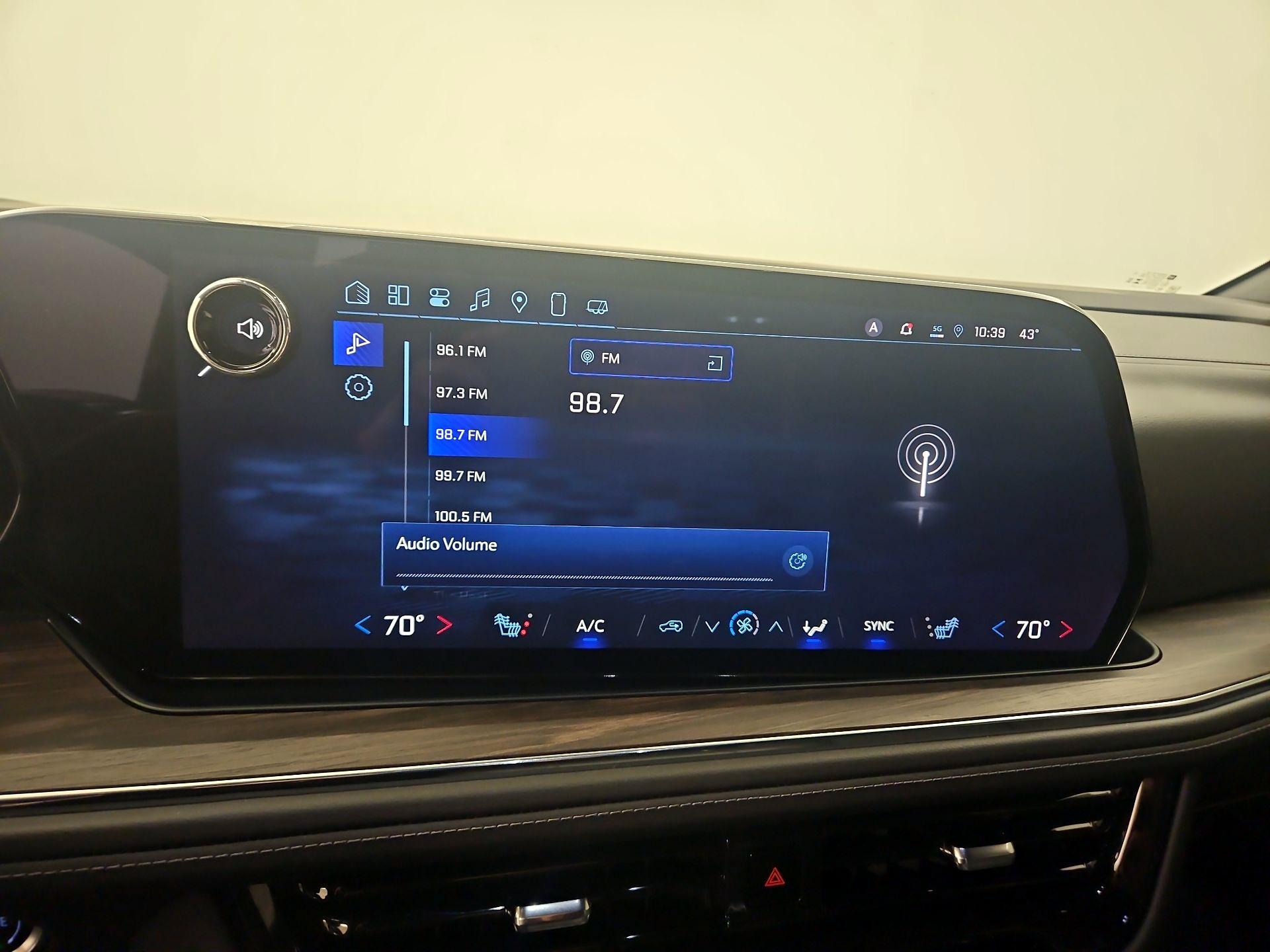 Thumbnail: 2025 Chevrolet Tahoe - 16