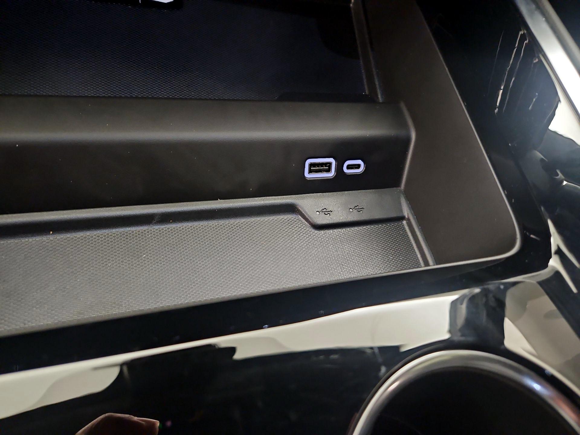 Thumbnail: 2025 Chevrolet Tahoe - 19