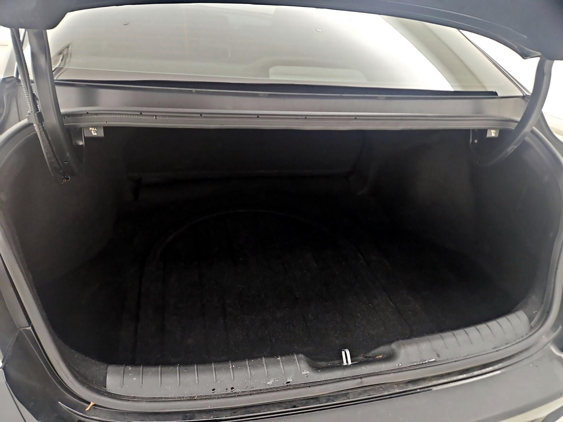 Thumbnail: 2023 Hyundai Elantra - 20