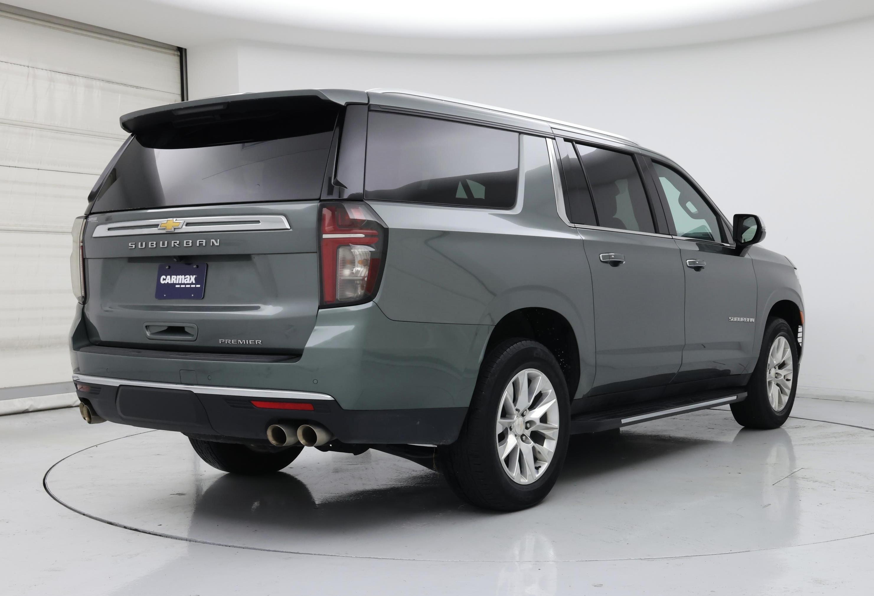 Thumbnail: 2023 Chevrolet Suburban - 8