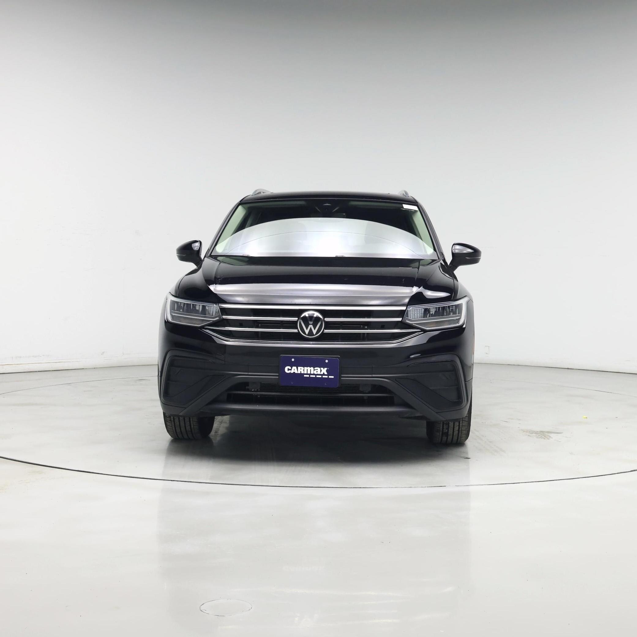 Thumbnail: 2023 Volkswagen Tiguan - 5