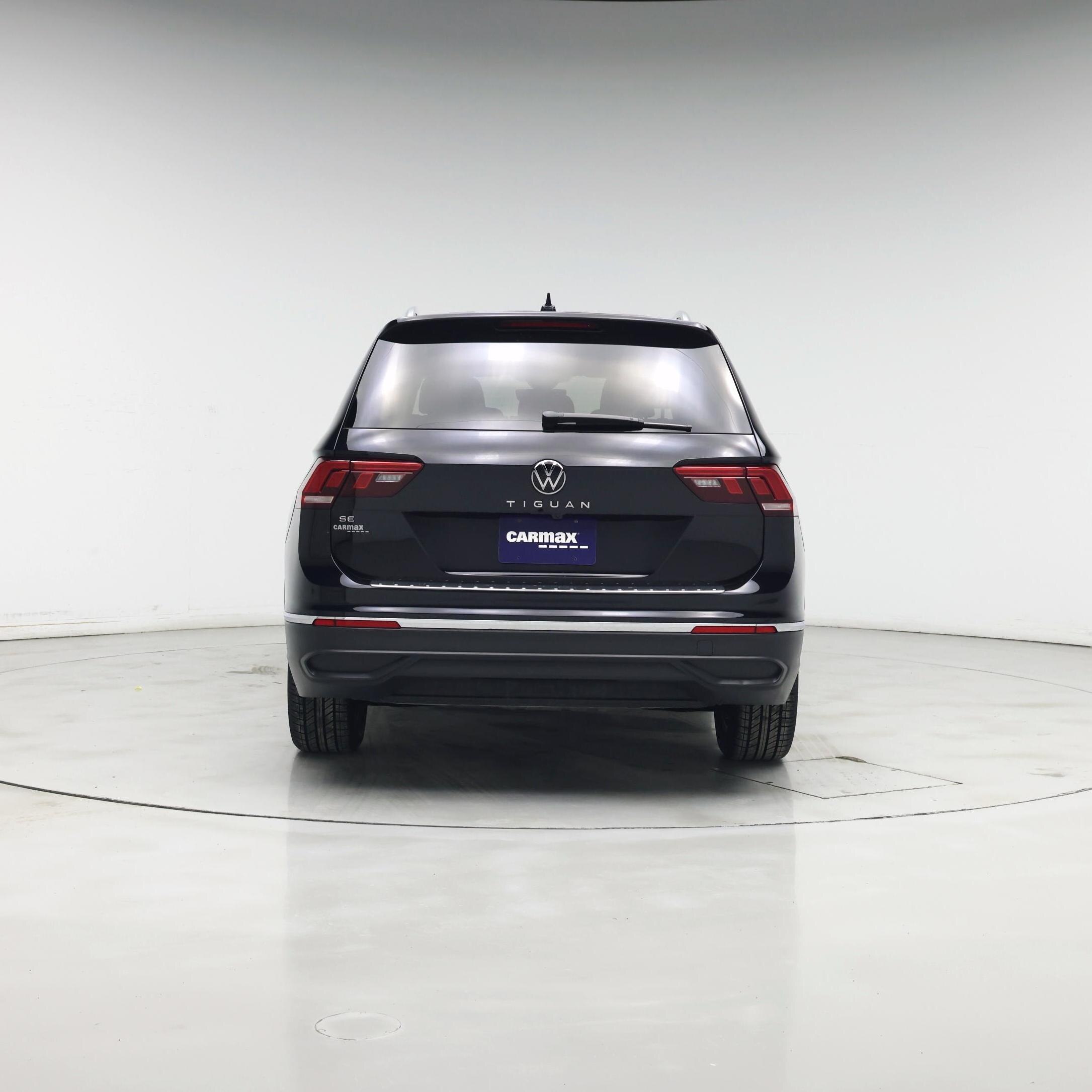 Thumbnail: 2023 Volkswagen Tiguan - 6