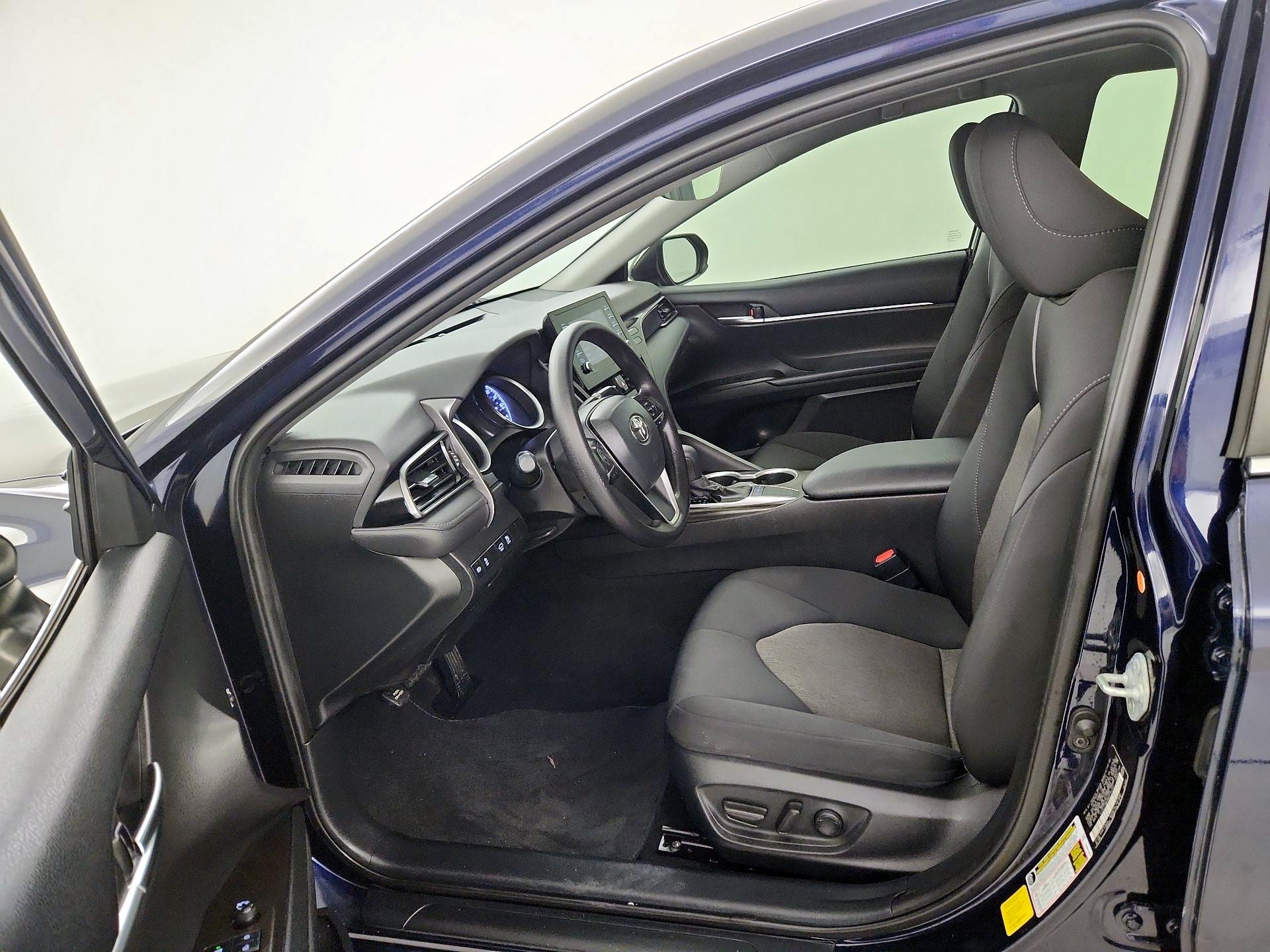 Thumbnail: 2022 Toyota Camry - 11