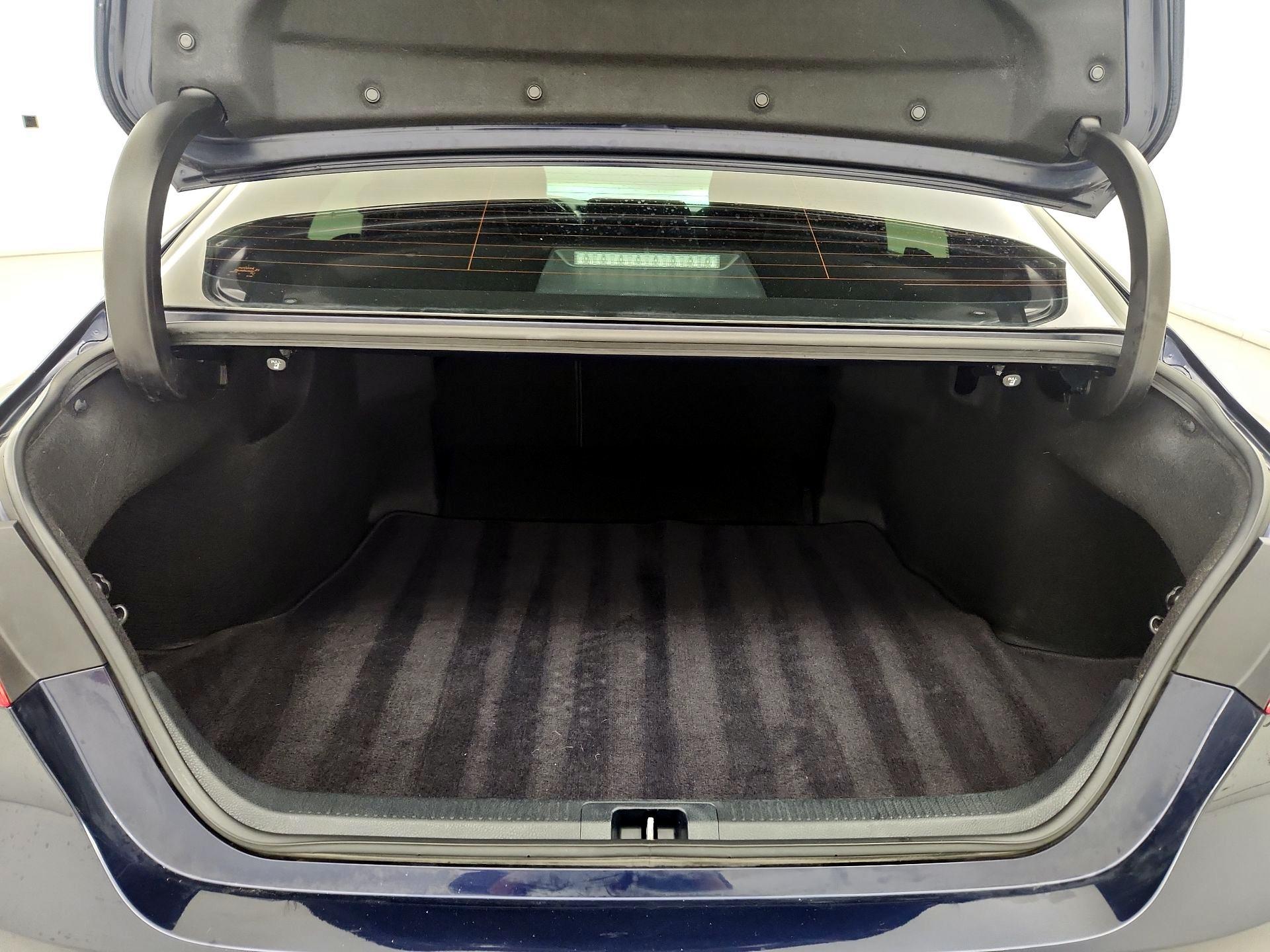 Thumbnail: 2022 Toyota Camry - 20