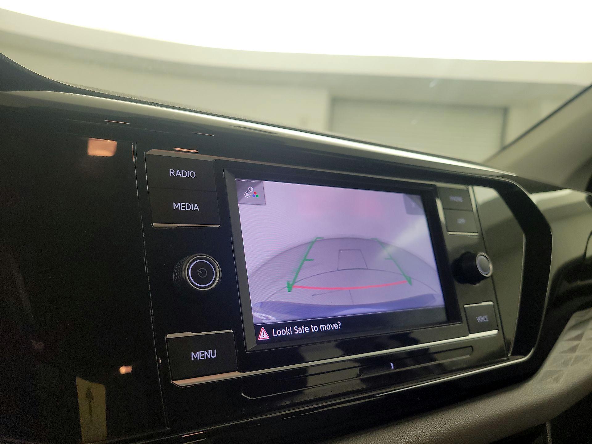 Thumbnail: 2024 Volkswagen Taos - 14