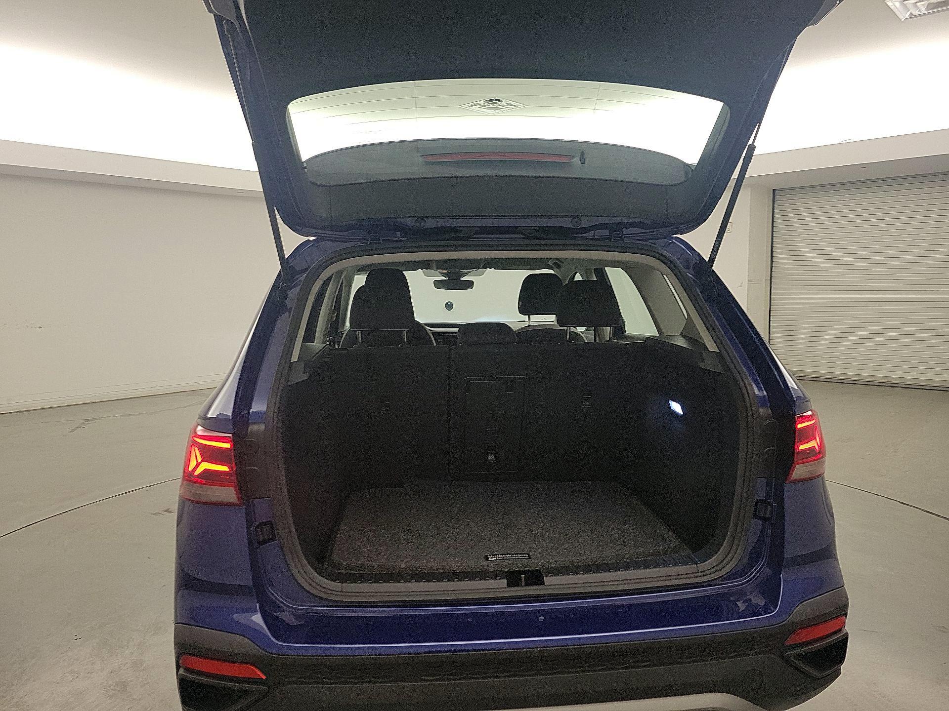 Thumbnail: 2024 Volkswagen Taos - 20