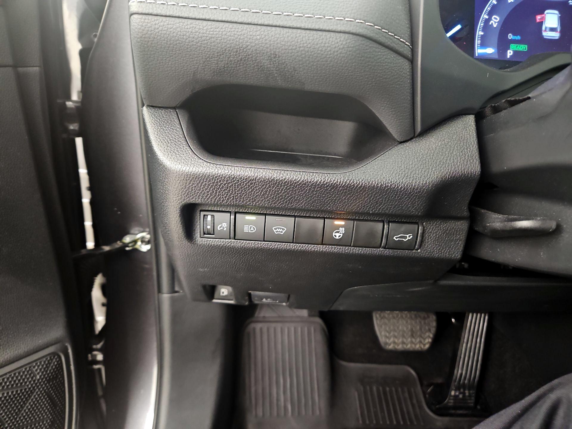 Thumbnail: 2024 Toyota RAV4 - 13