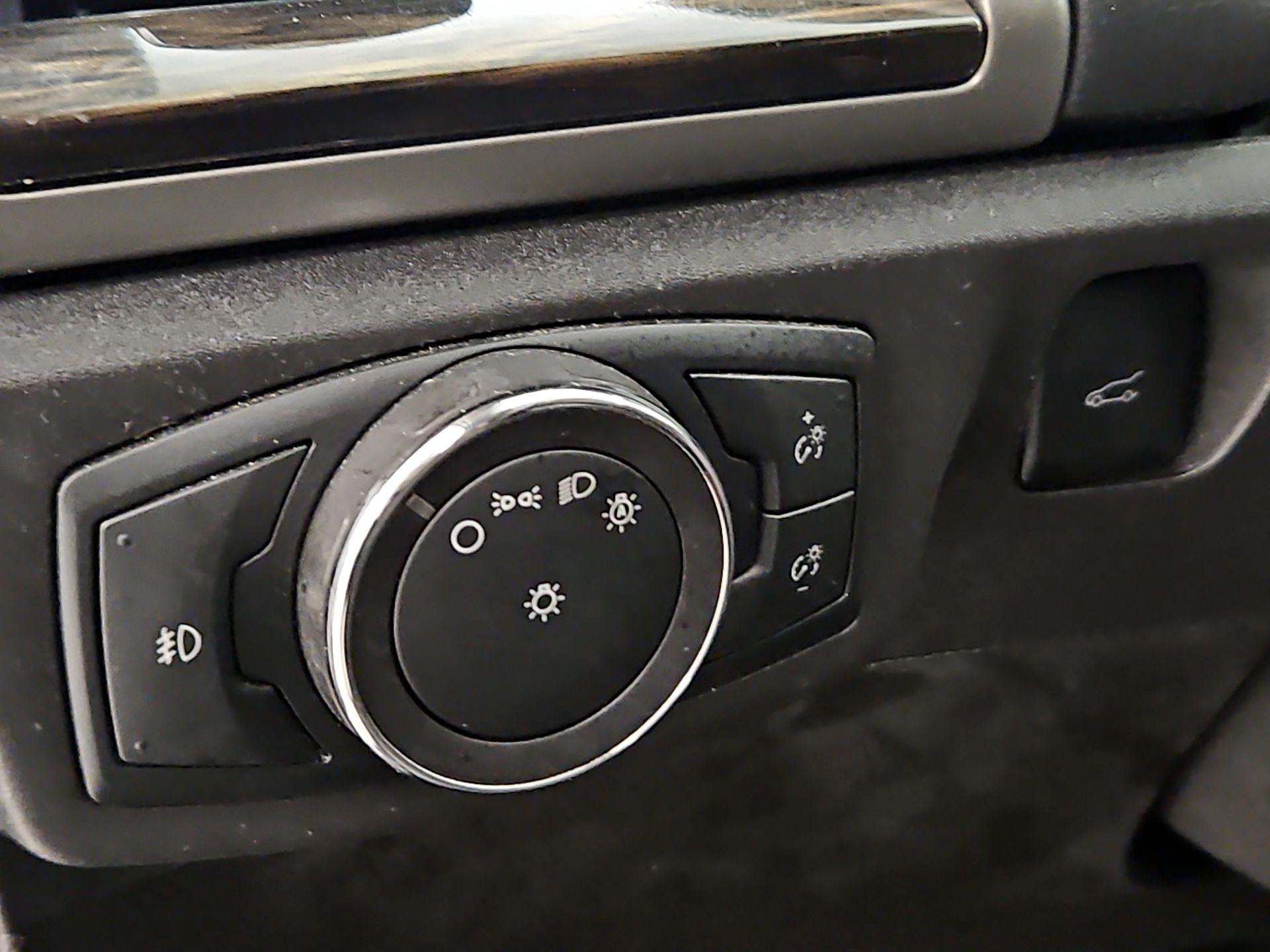 Thumbnail: 2015 Ford Fusion - 13