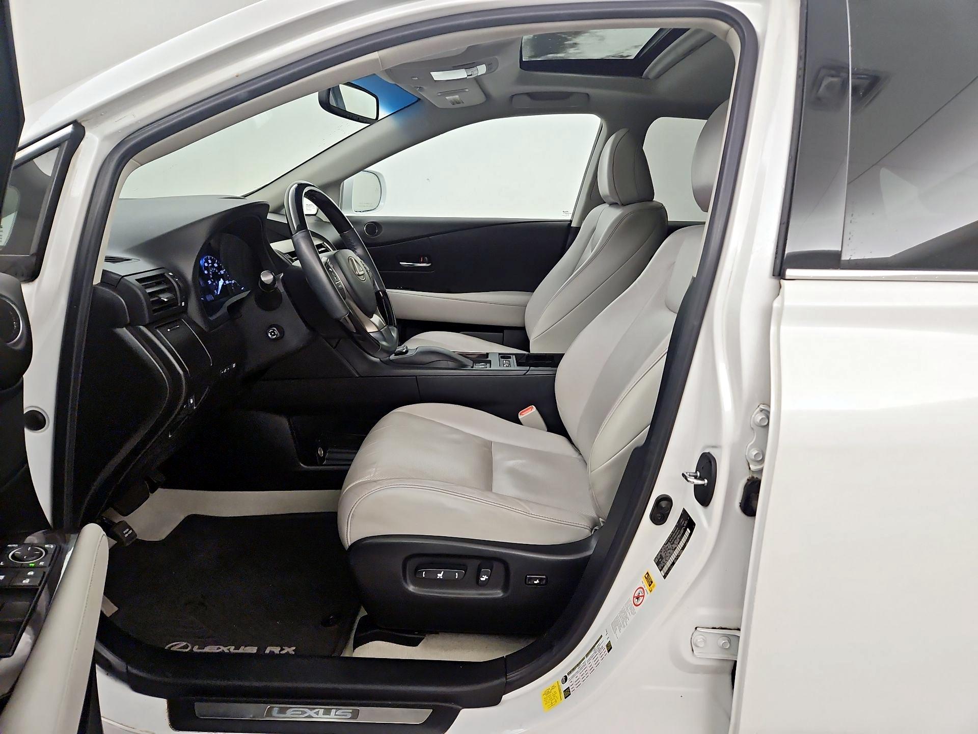 Thumbnail: 2015 Lexus RX - 11