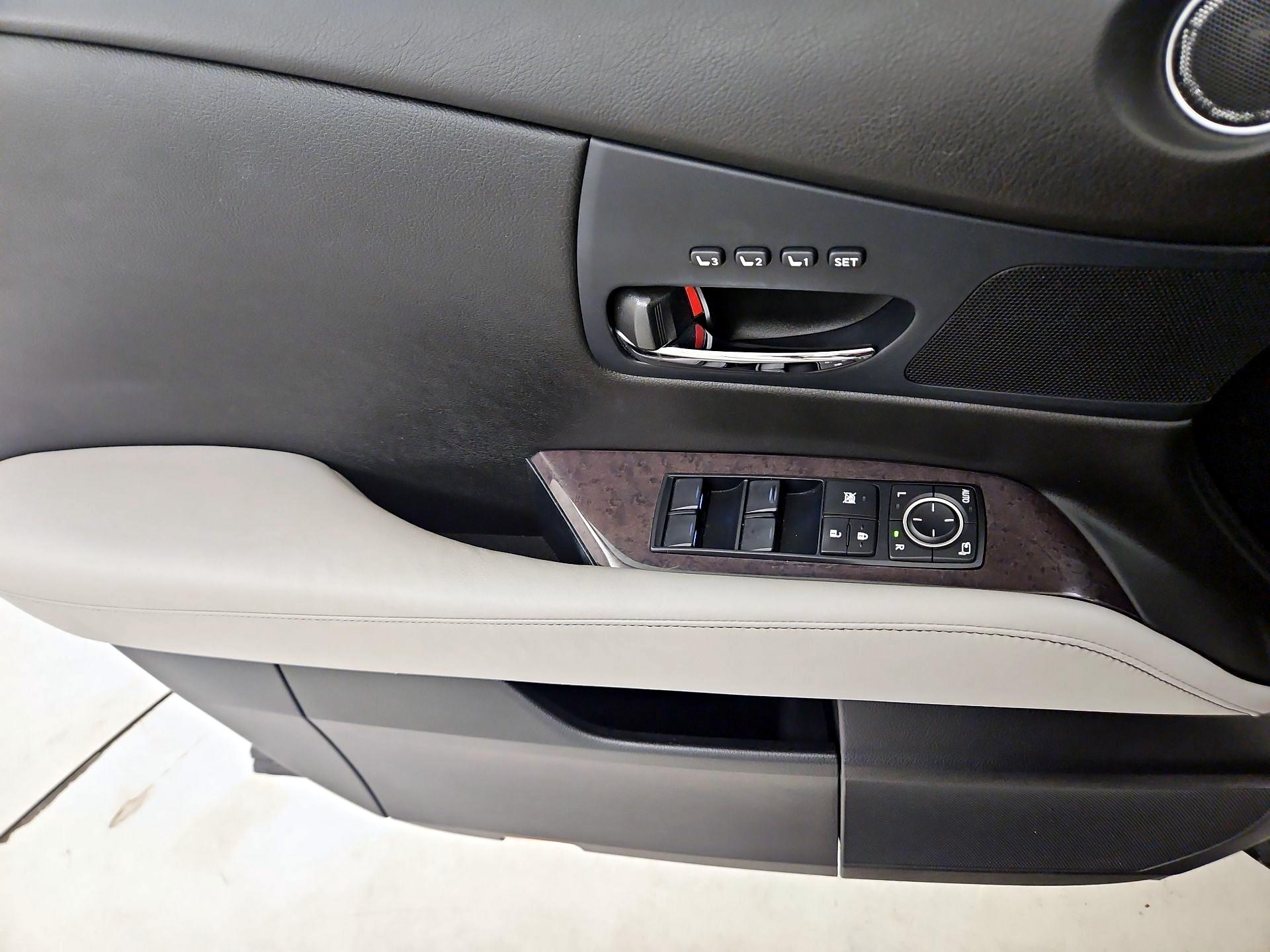 Thumbnail: 2015 Lexus RX - 12