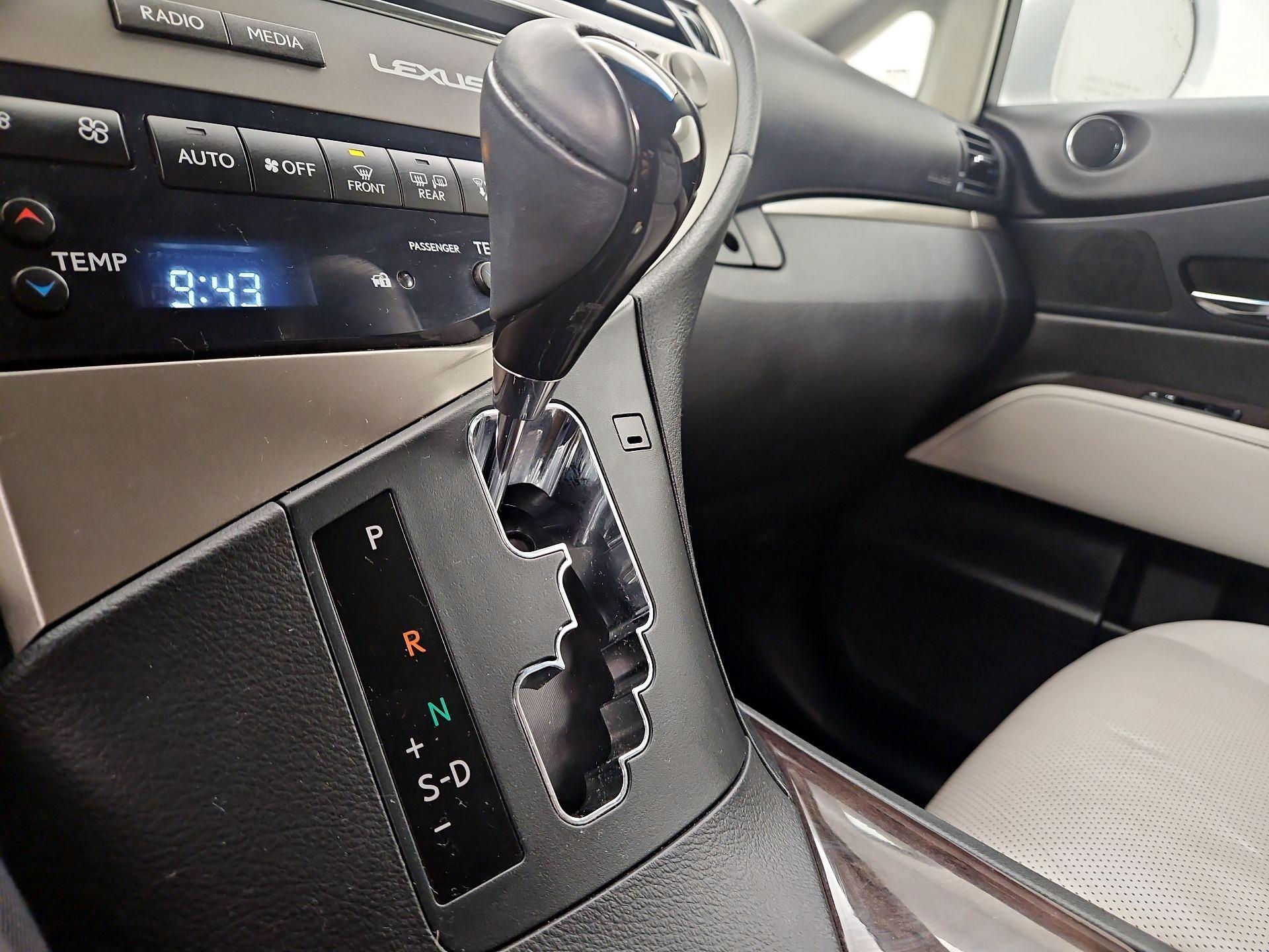 Thumbnail: 2015 Lexus RX - 18